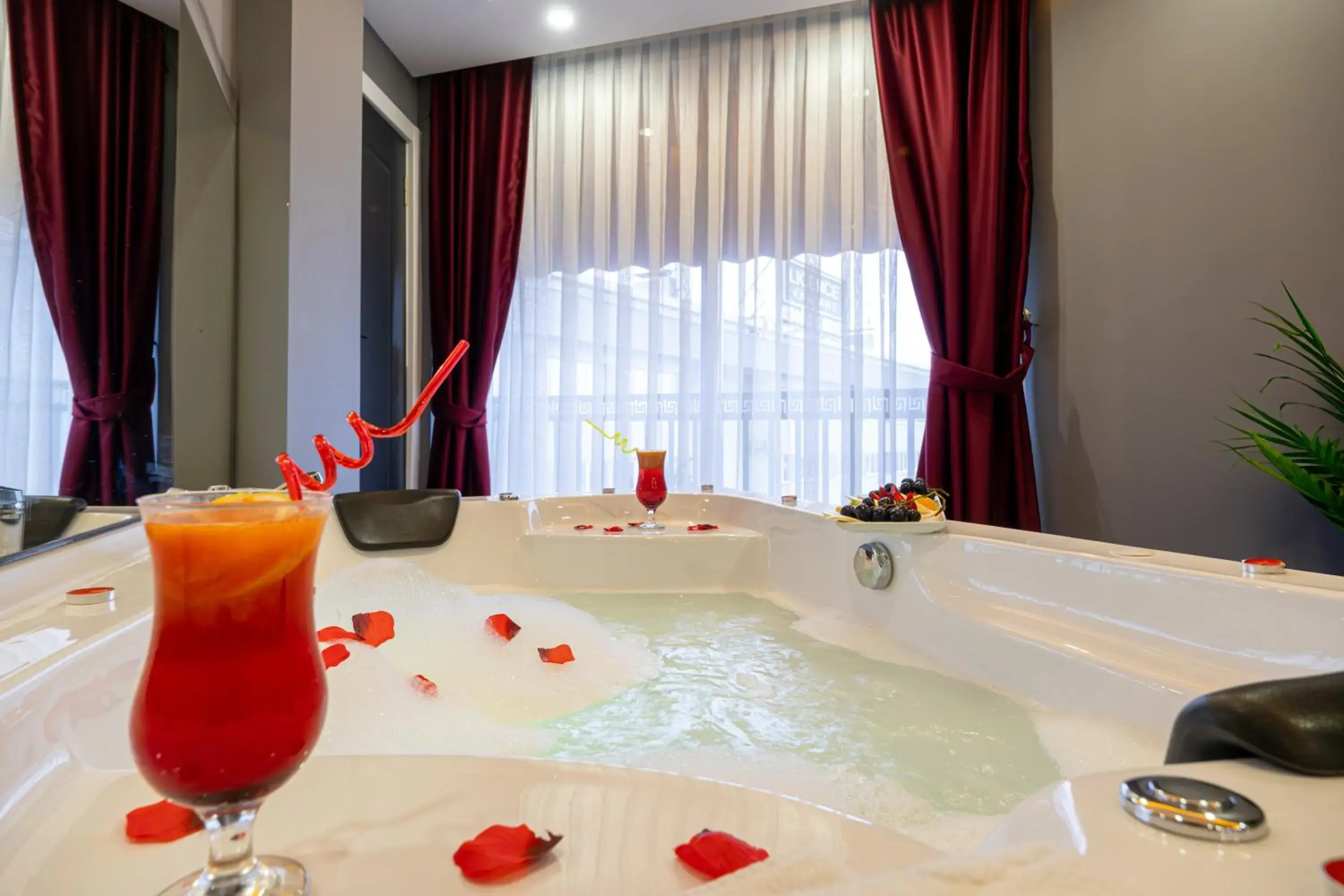 Deluxe Suite in Viv City Hotel Deluxe Suite in Viv City Hotel