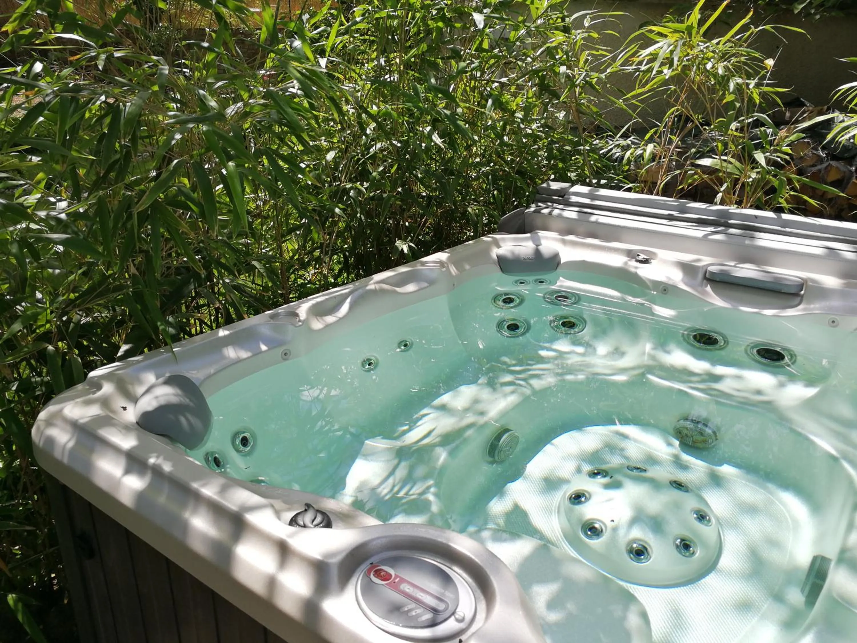 Hot Tub in La Bastide des Mûriers