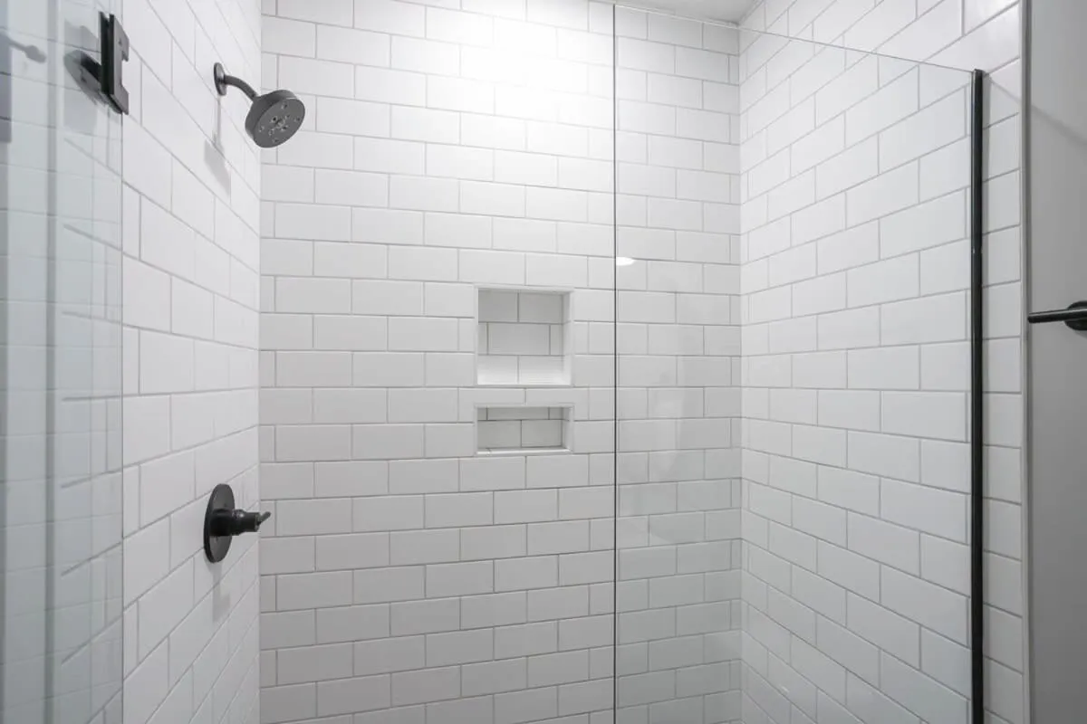 3 King Beds in Hip East Nash Home 1 Mile to DWNTN