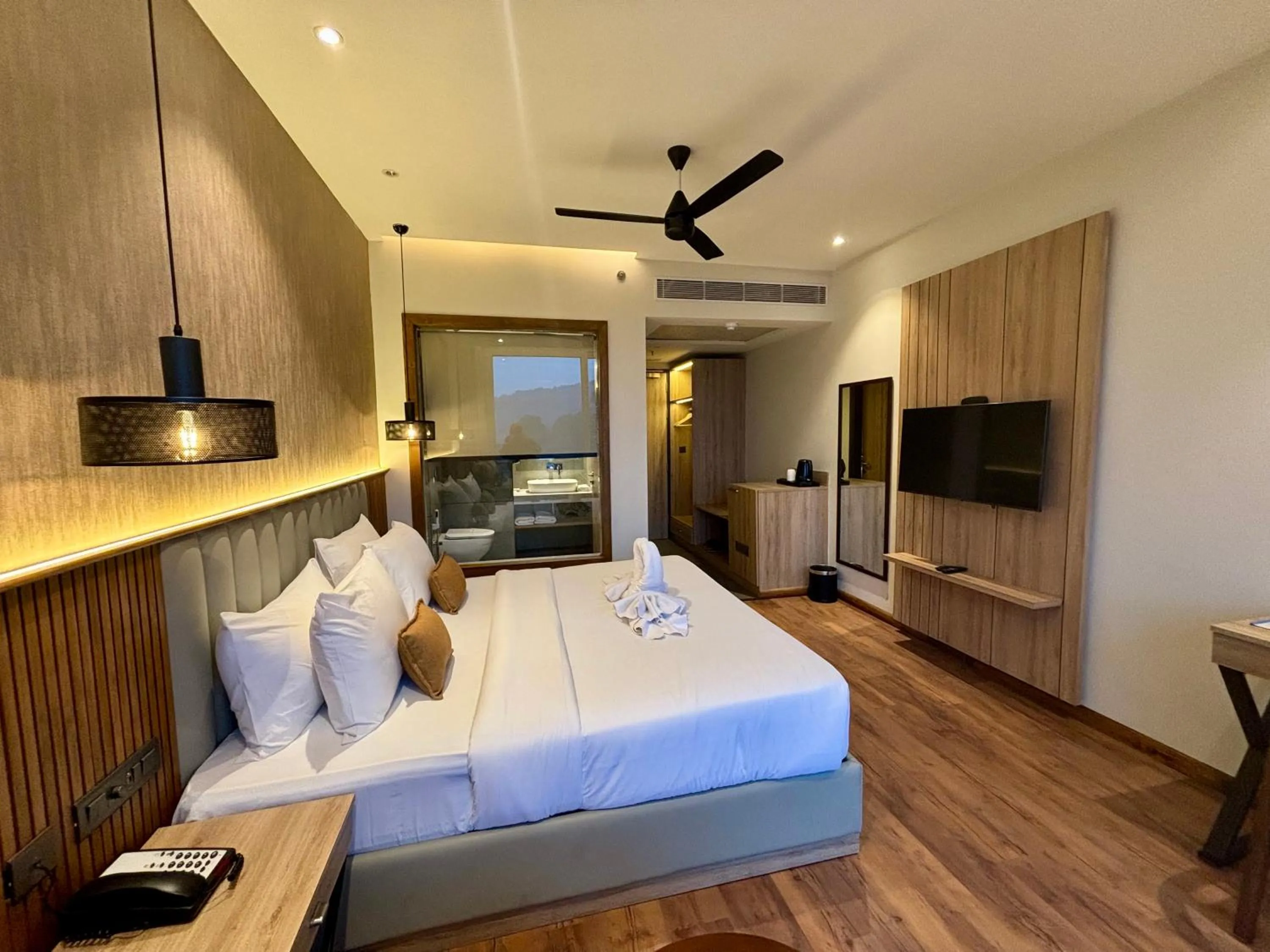 Bed in ARNISA Kasauli - A Boutique Hotel