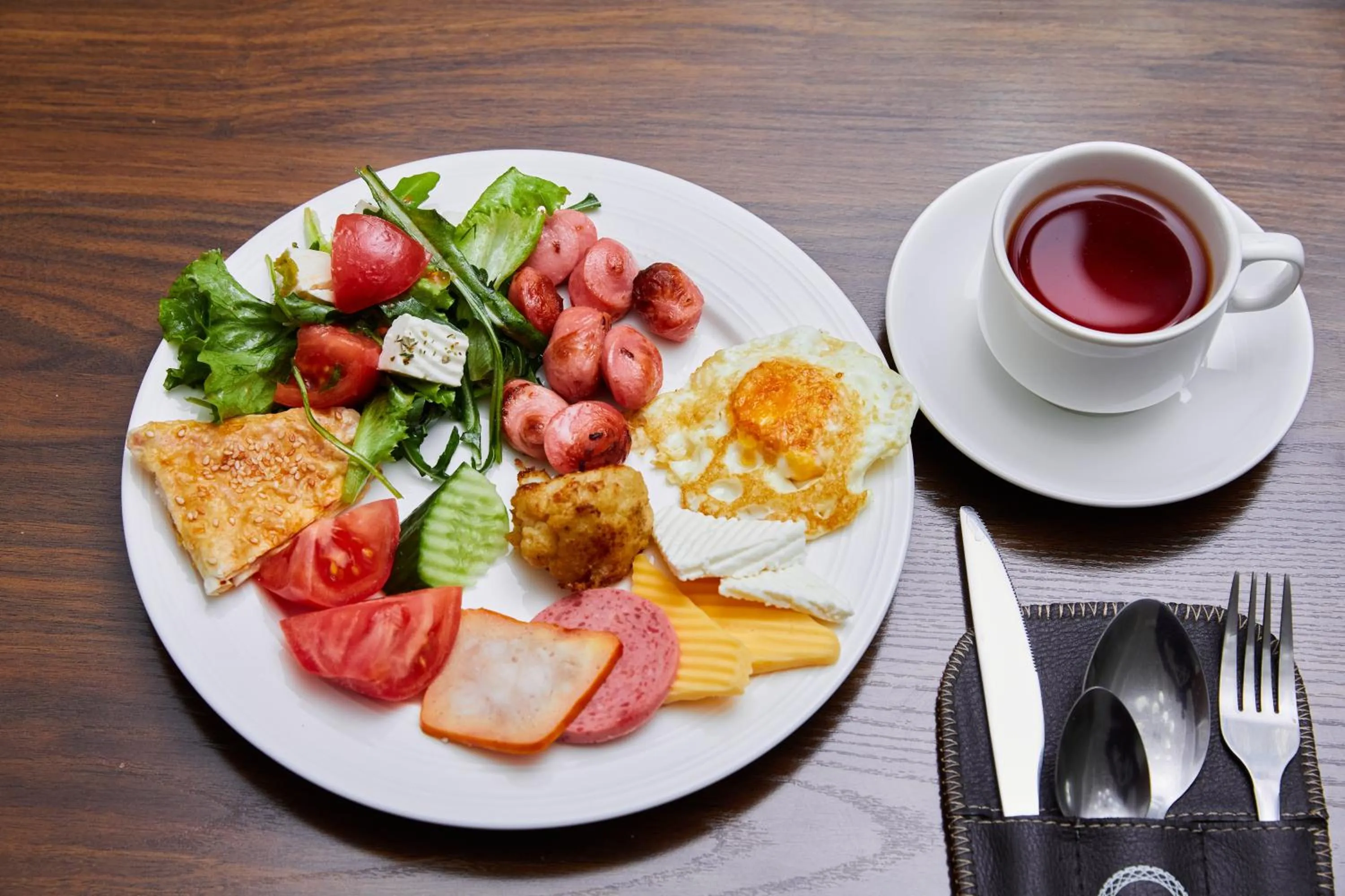 Continental breakfast in Art Plaza Hotel