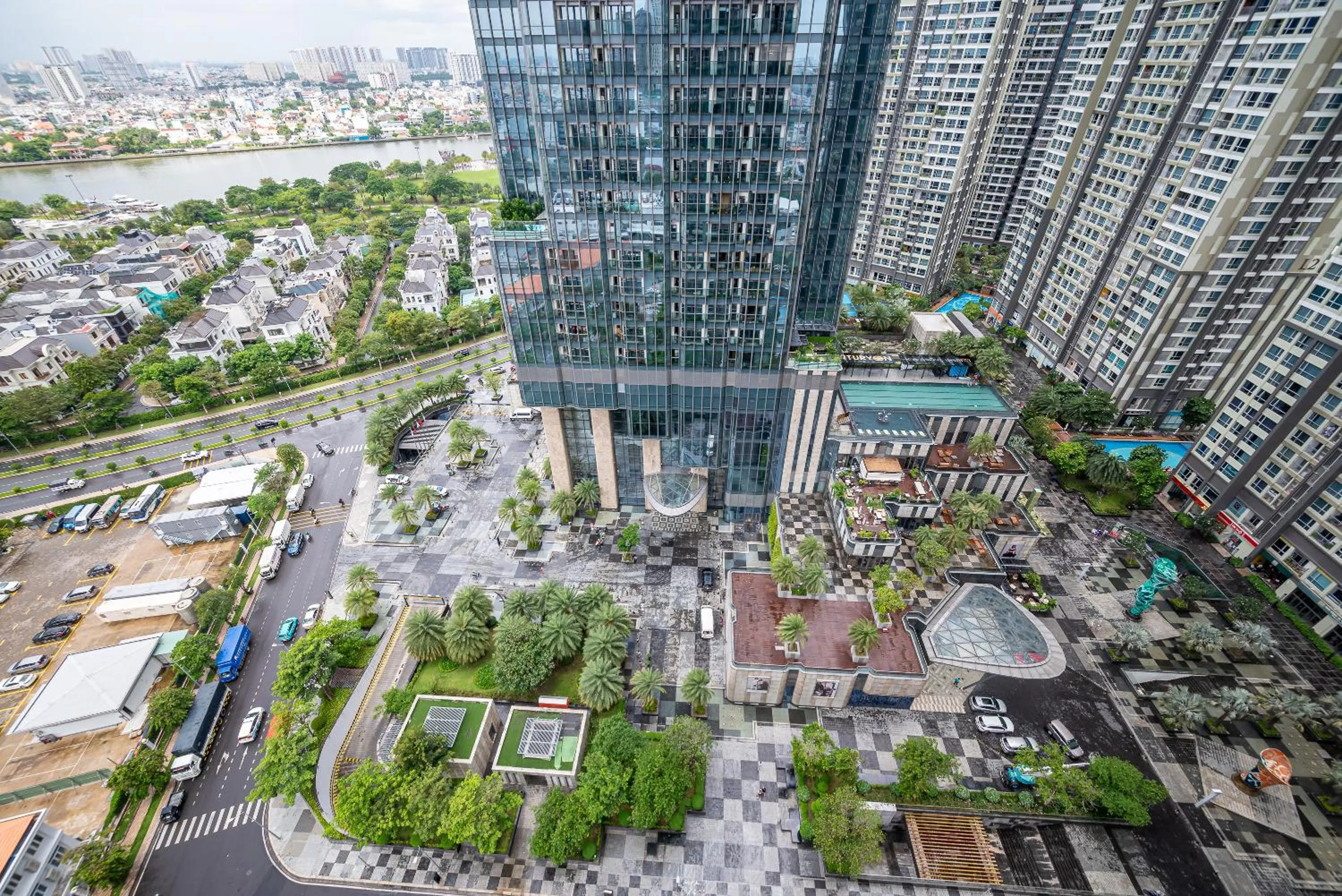 Neighbourhood in CeLaVie Serviced Apartment - The Vinhomes and Landmark