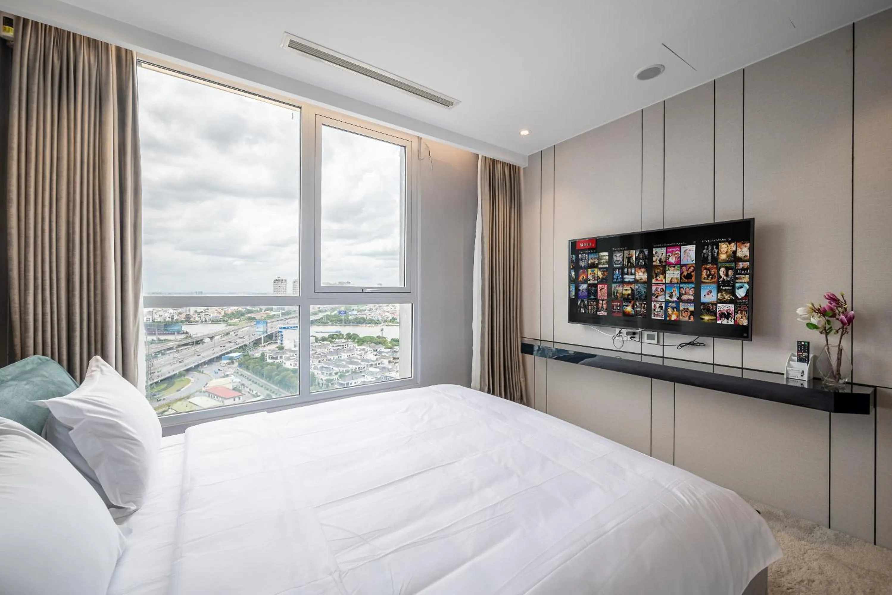 Bed in CeLaVie Serviced Apartment - The Vinhomes and Landmark