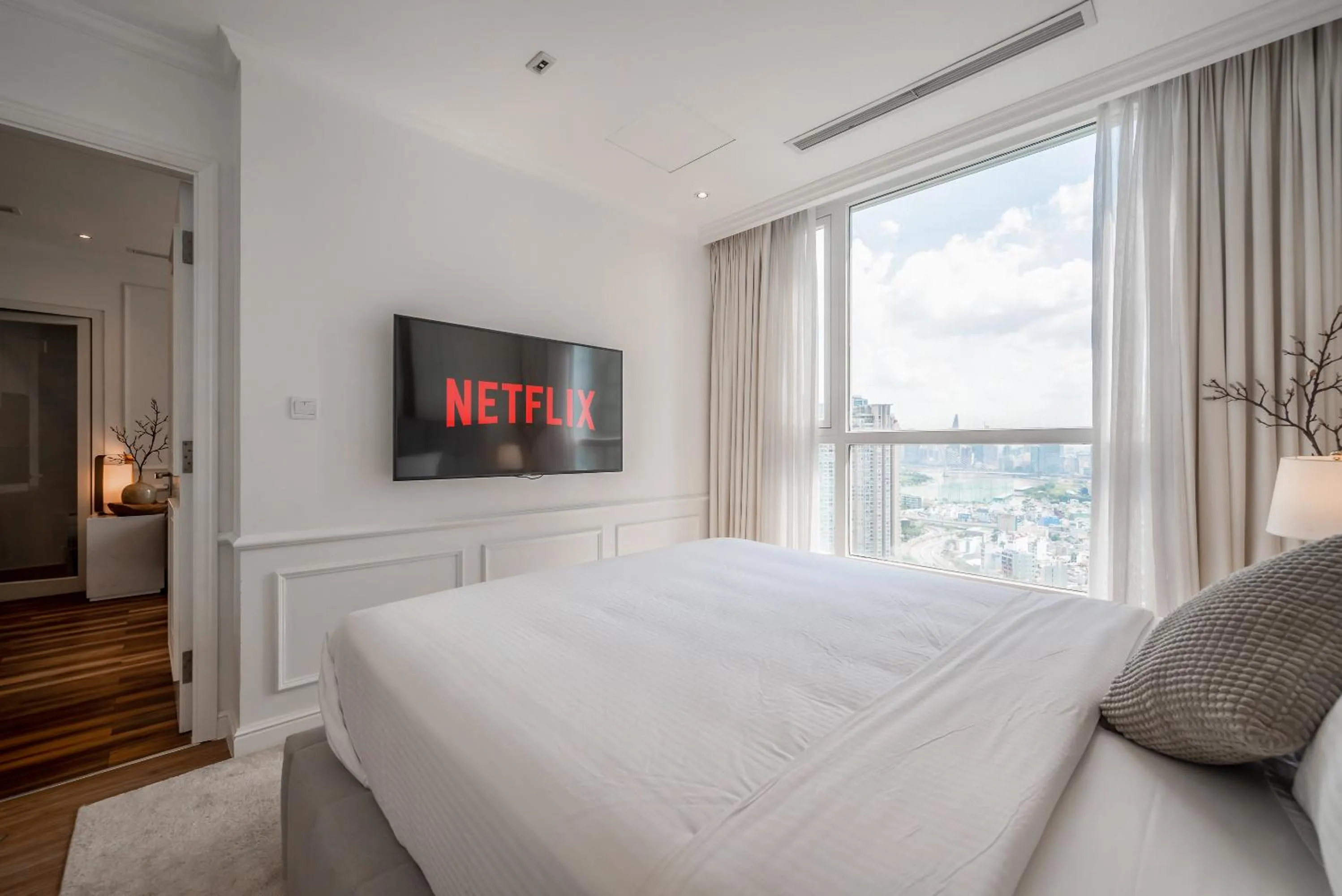 TV and multimedia, Bed in CeLaVie Serviced Apartment - The Vinhomes and Landmark