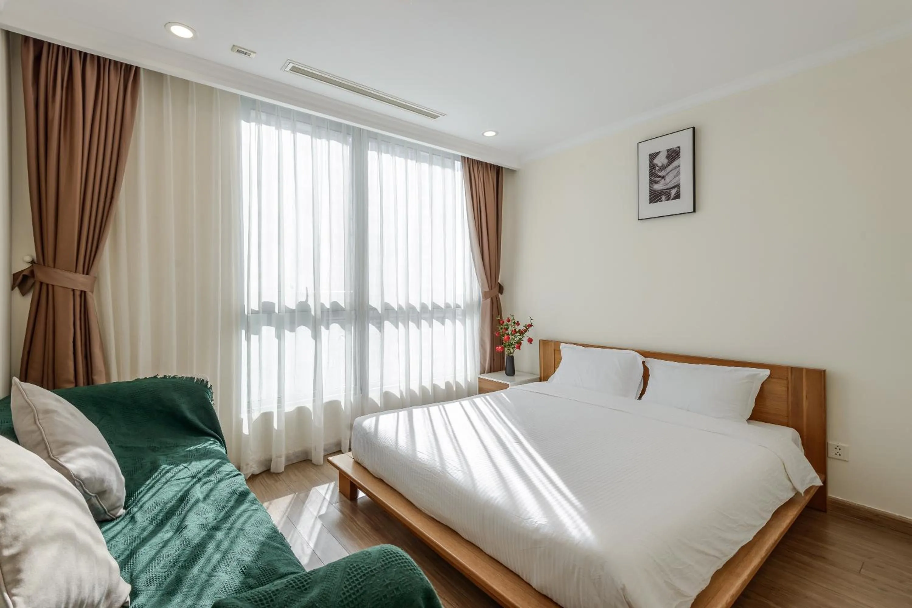 Bed in CeLaVie Serviced Apartment - The Vinhomes and Landmark
