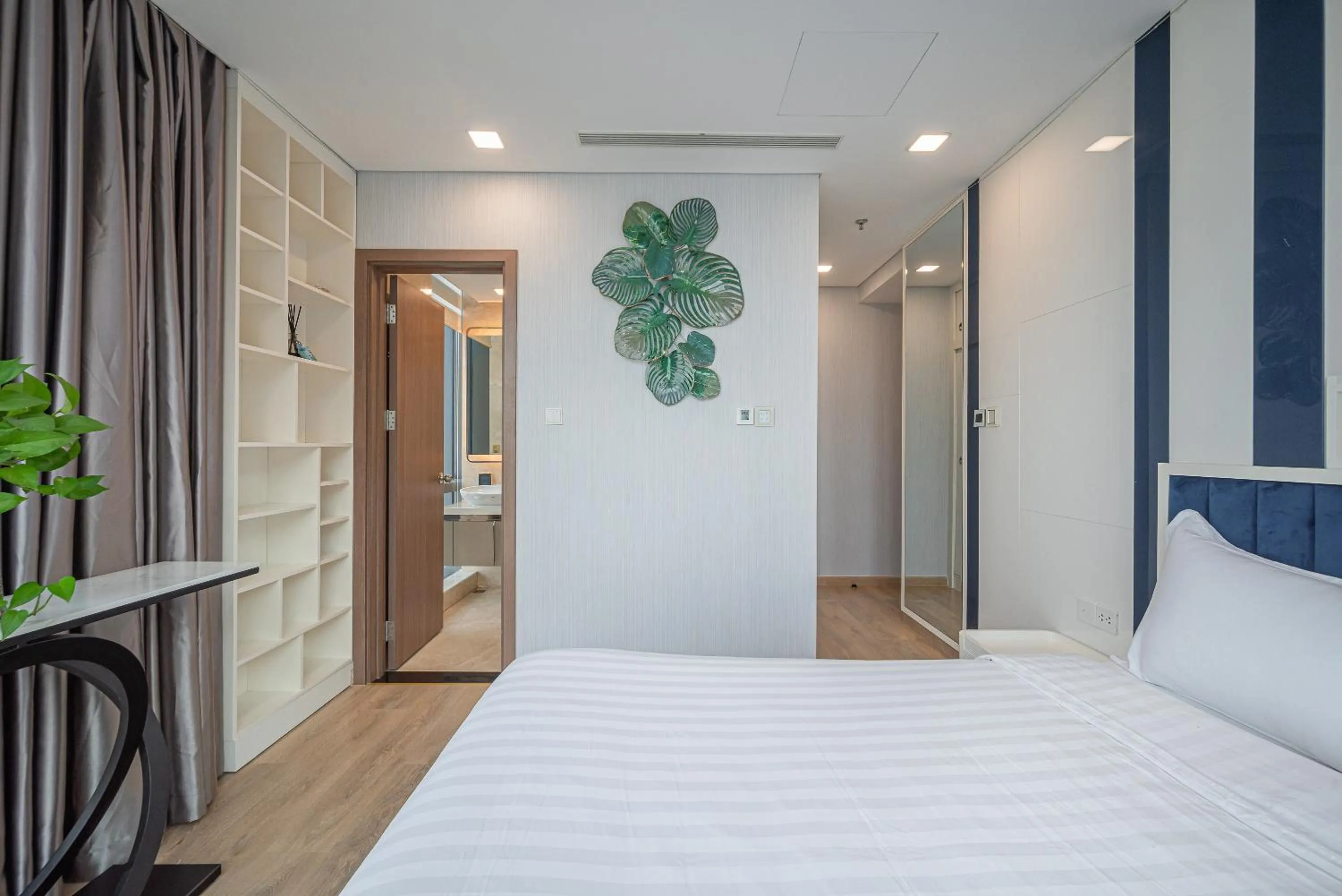 Bed in CeLaVie Serviced Apartment - The Vinhomes and Landmark