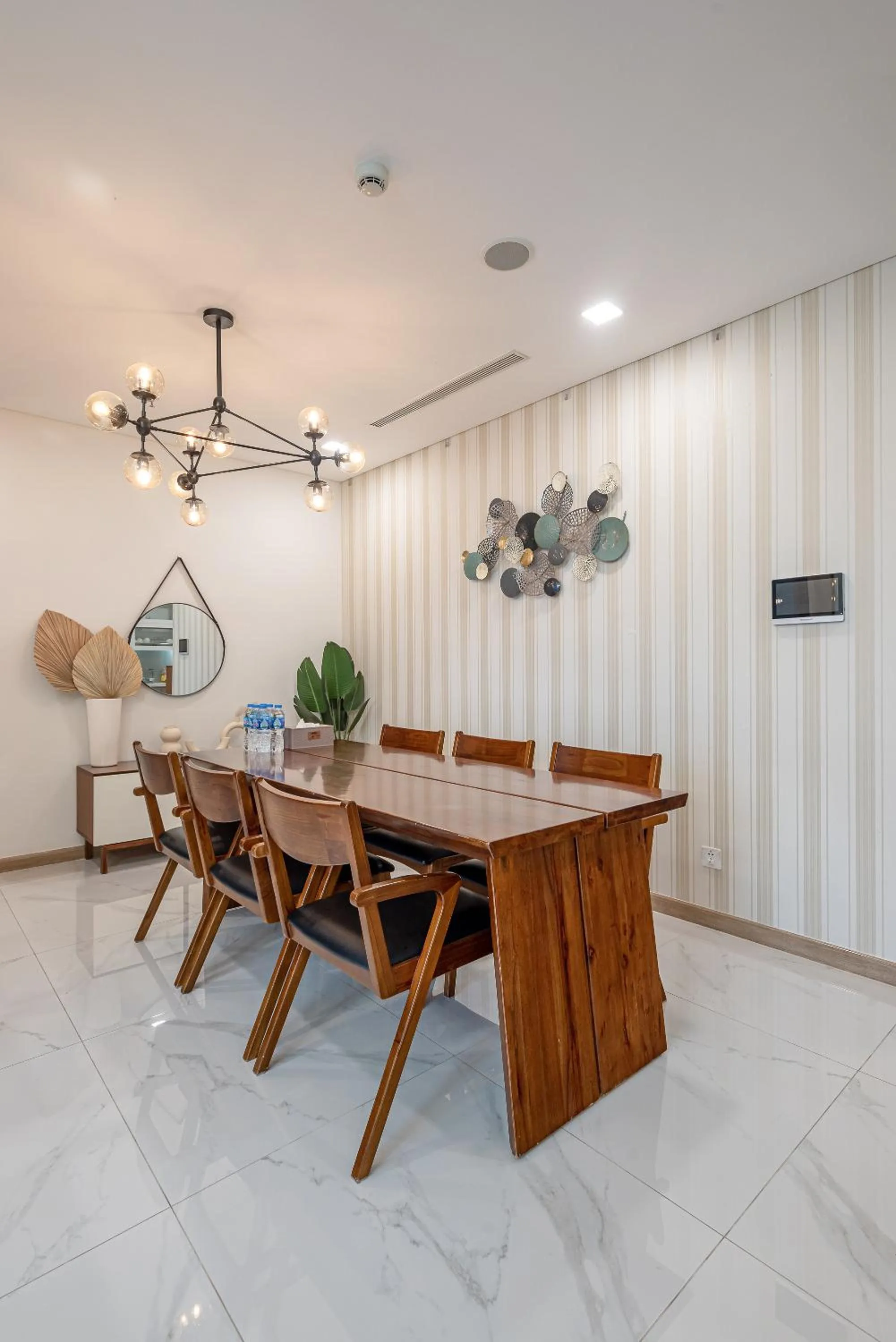 Dining area in CeLaVie Serviced Apartment - The Vinhomes and Landmark