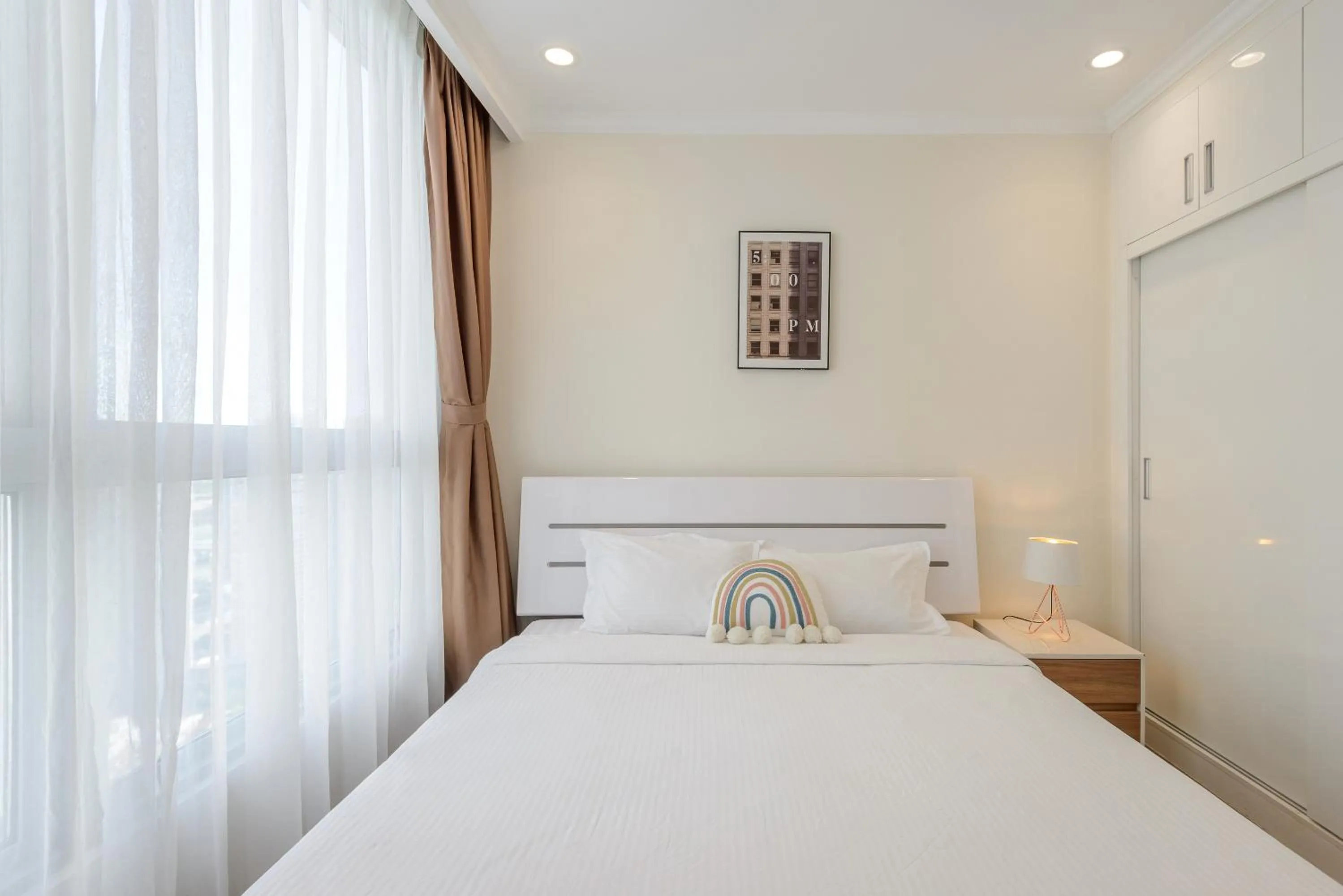 Bed in CeLaVie Serviced Apartment - The Vinhomes and Landmark