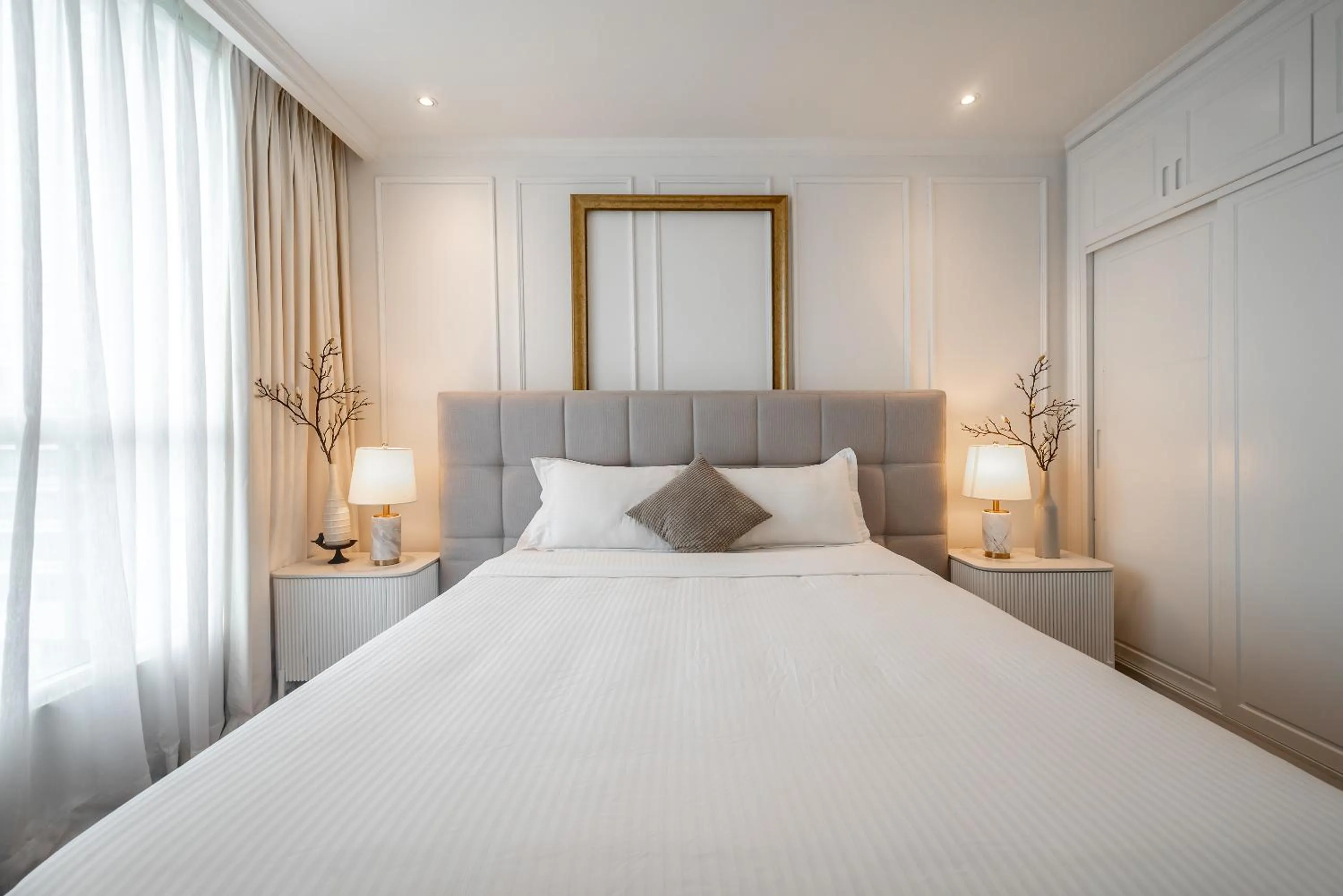 Bed in CeLaVie Serviced Apartment - The Vinhomes and Landmark