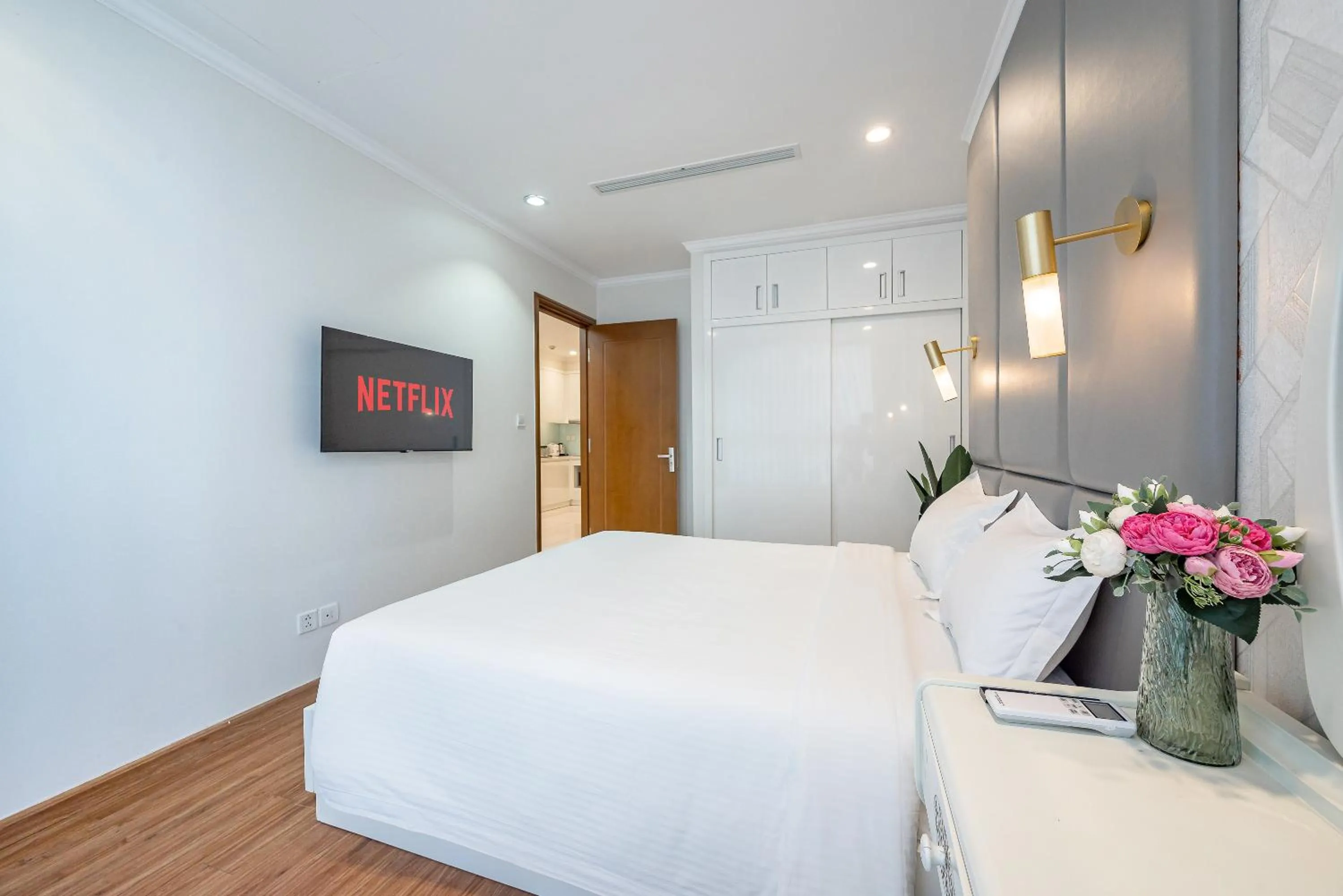 TV and multimedia, Bed in CeLaVie Serviced Apartment - The Vinhomes and Landmark