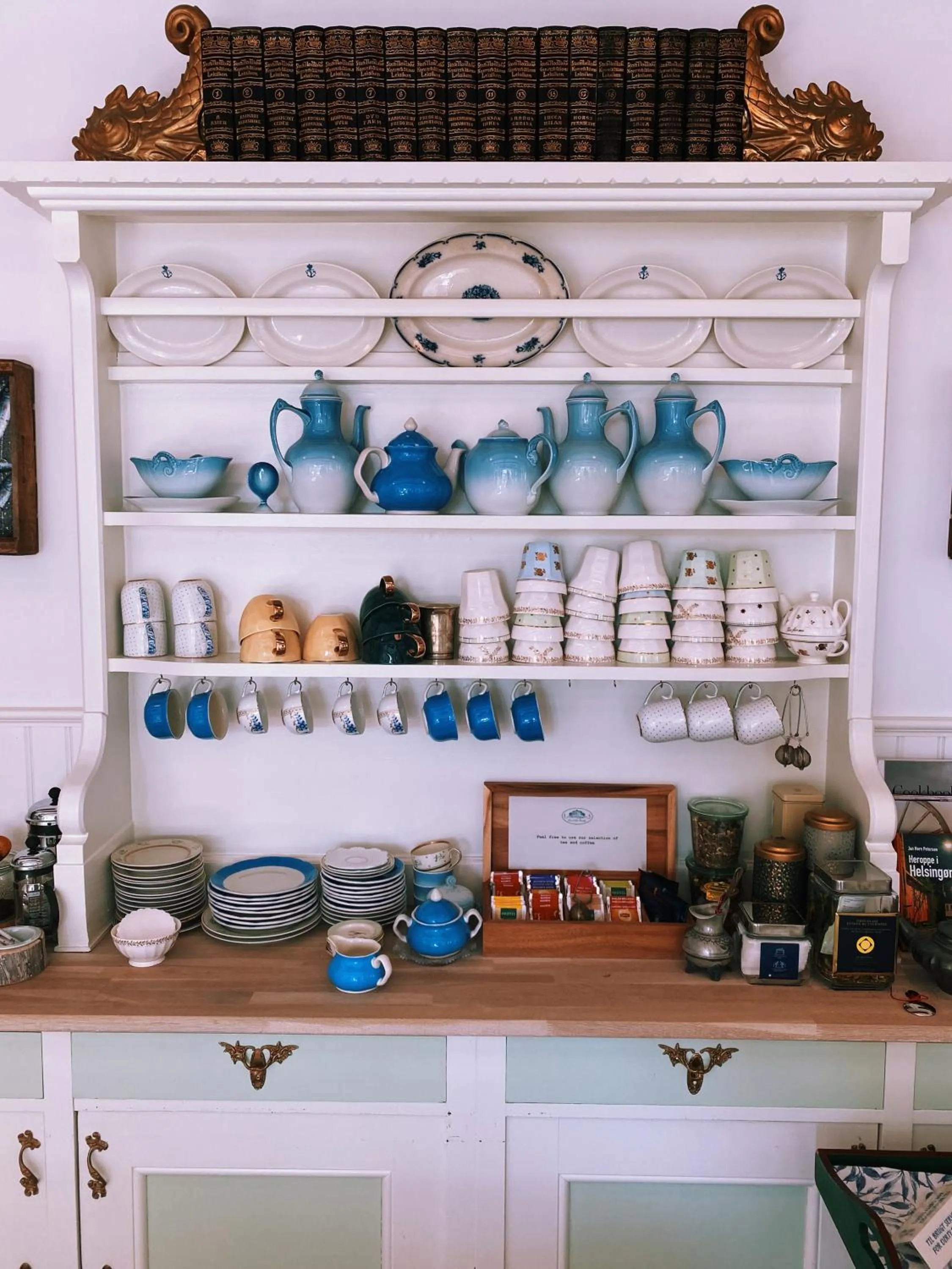 Coffee/tea facilities in Hotel Villa Brinkly