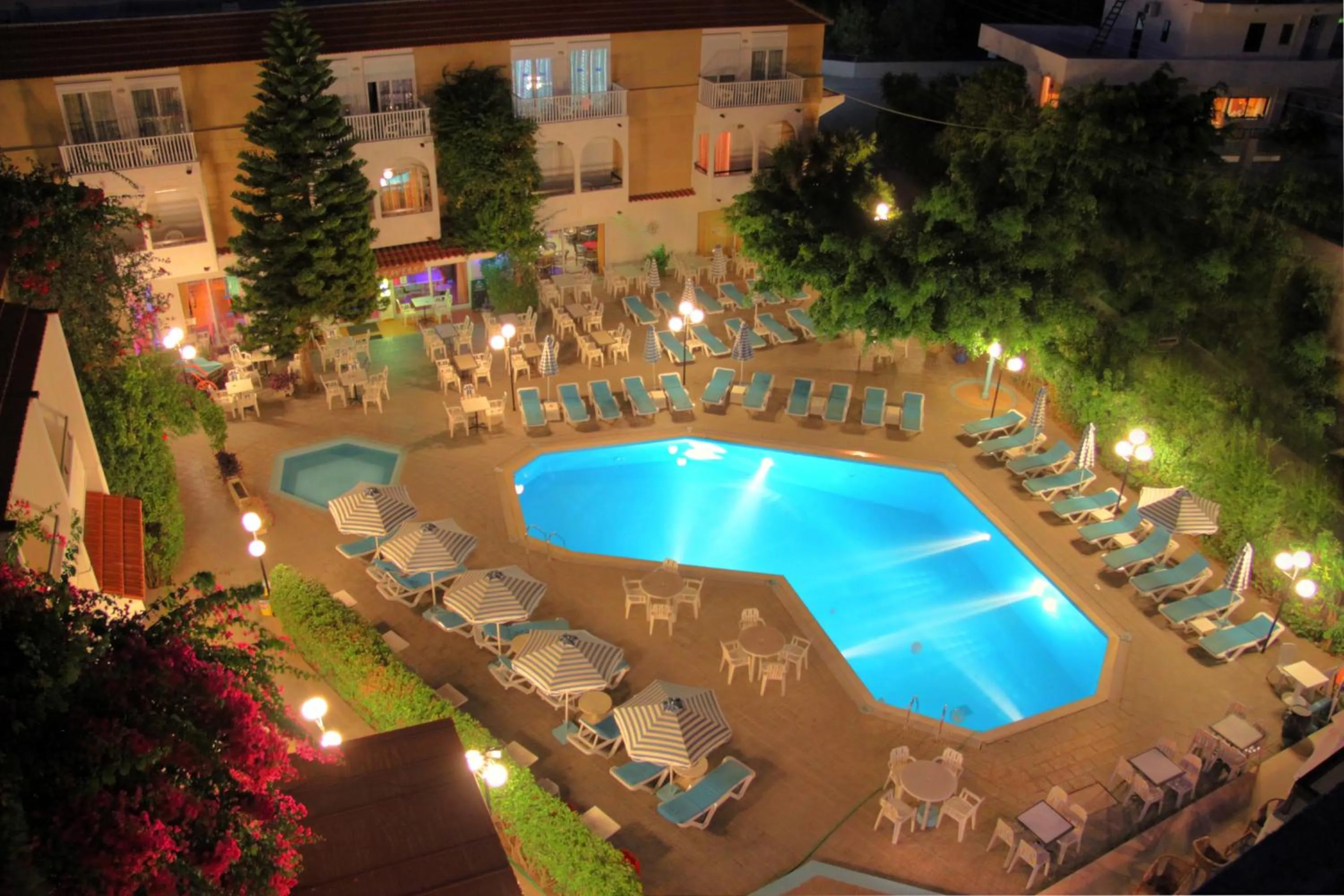 Night in Kassandra Hotel