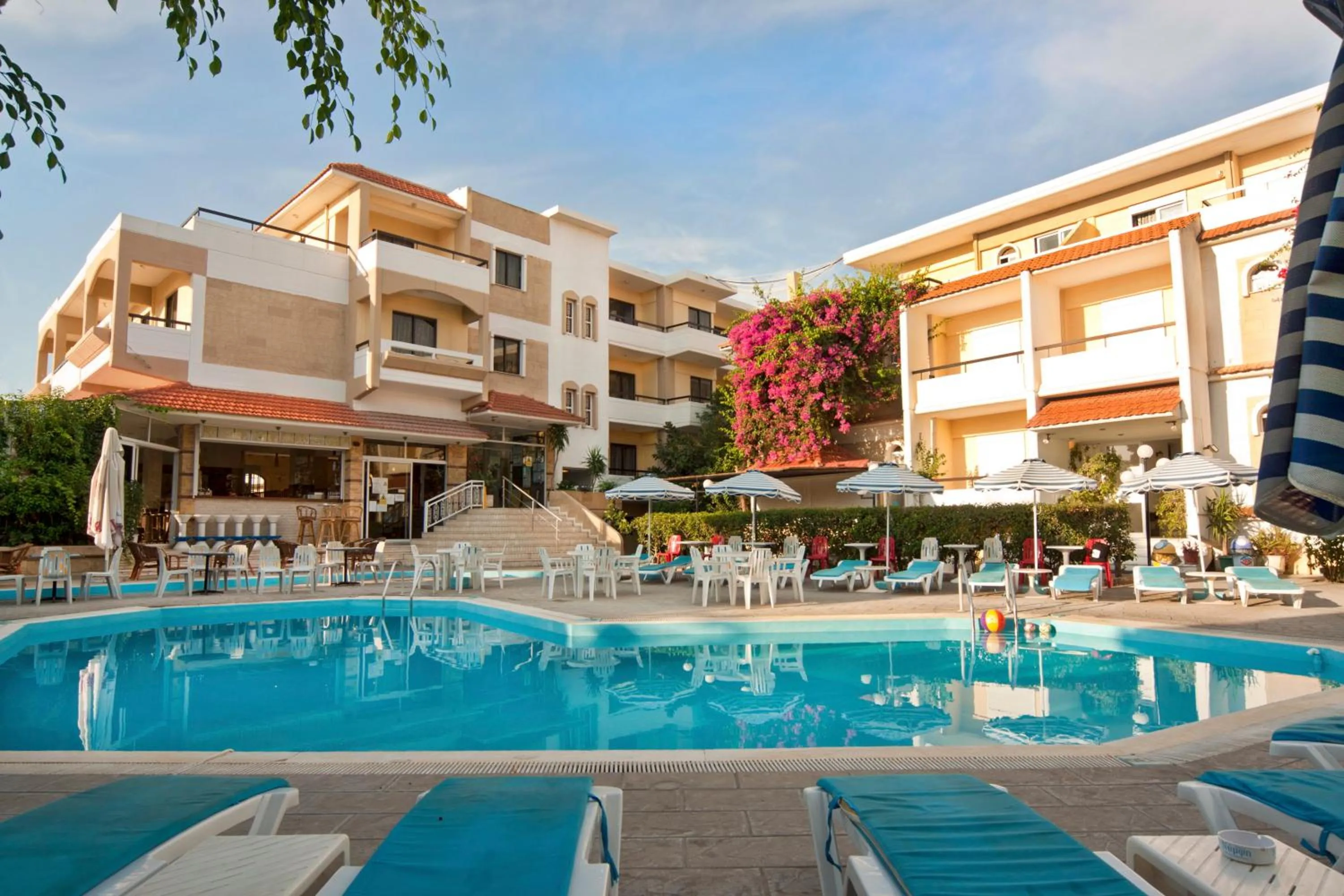 Swimming pool in Kassandra Hotel