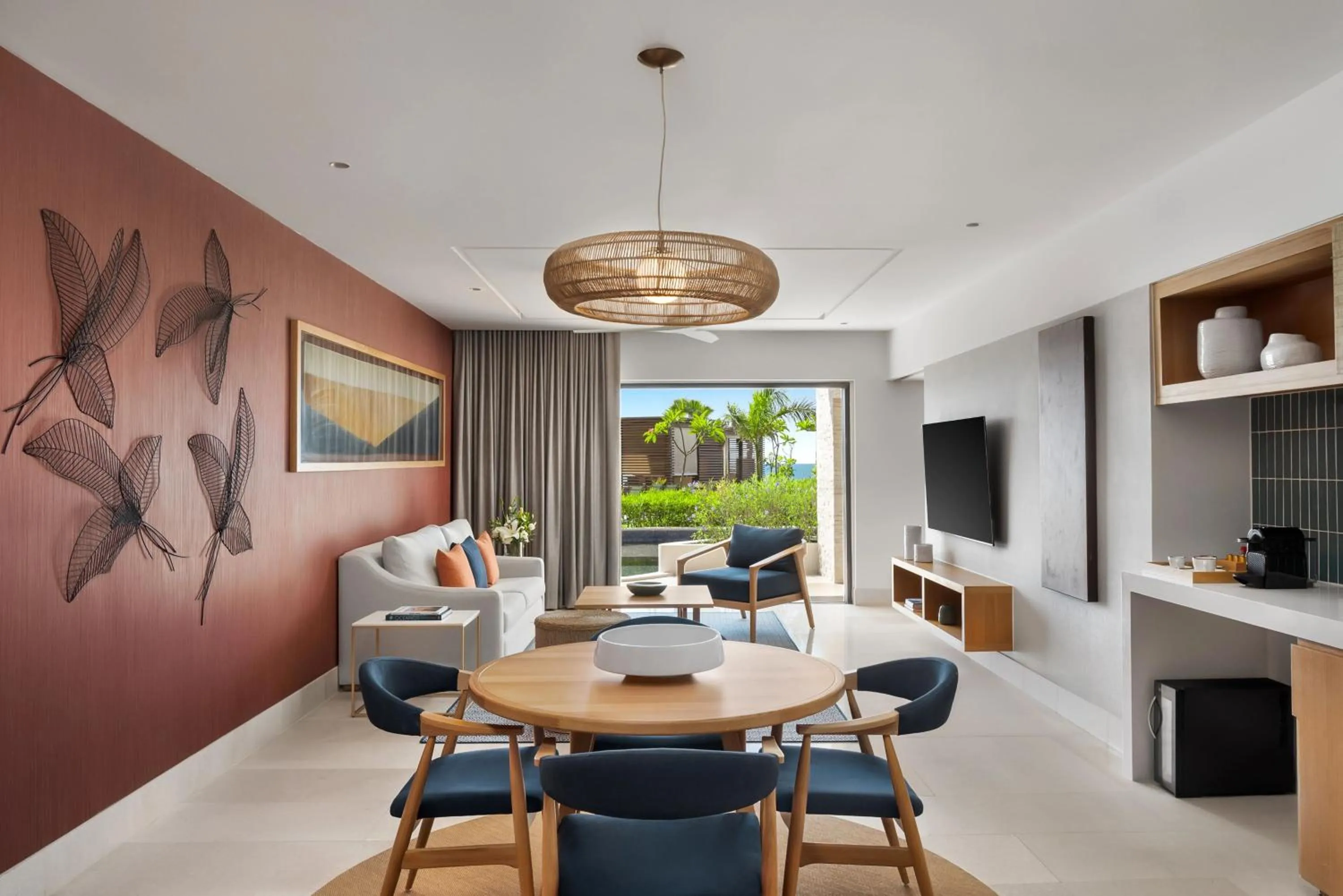 Swimming pool in Dreams Estrella del Mar Mazatlan Golf & Spa Resort - All Inclusive