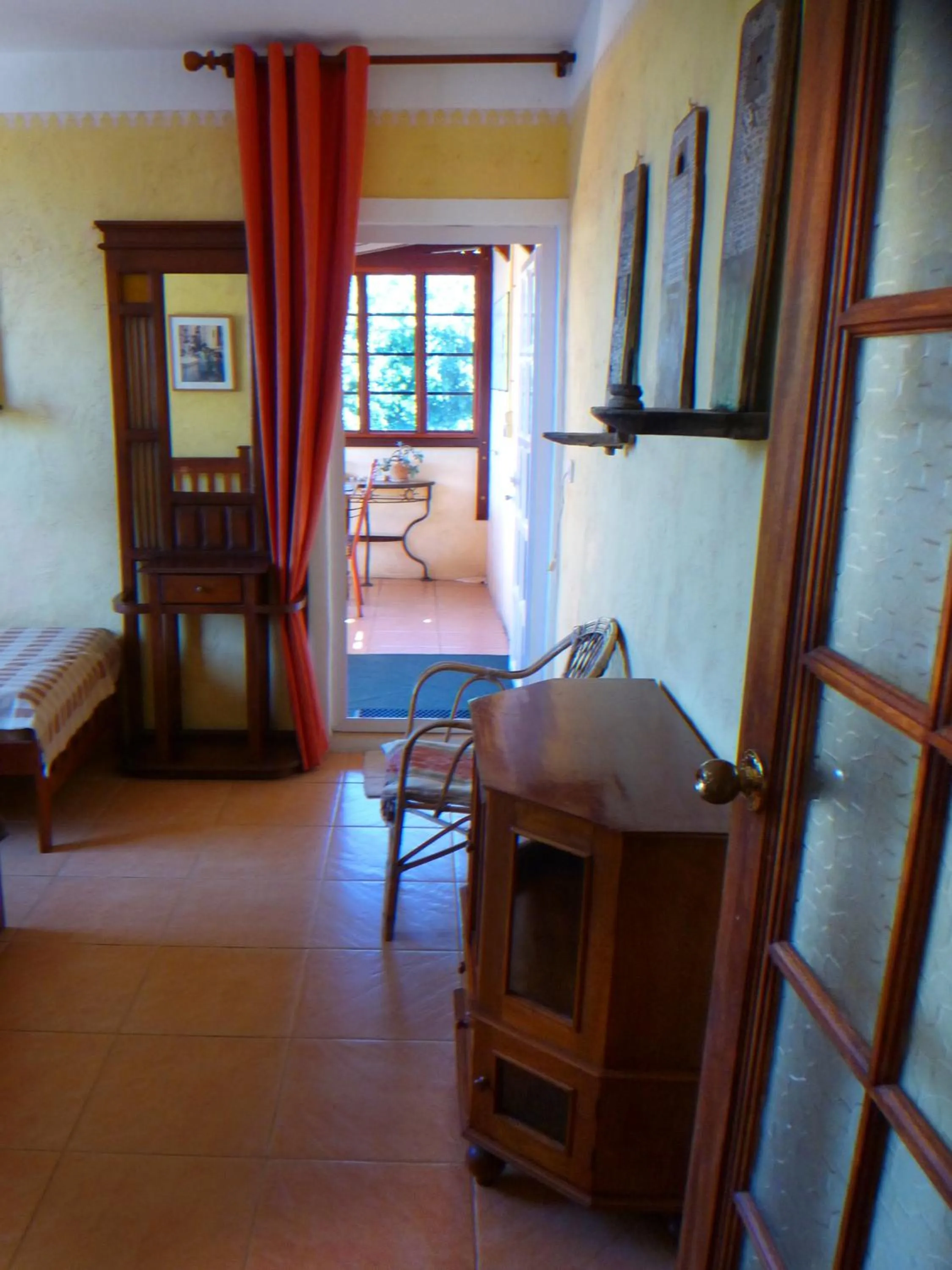 Bedroom in La Reine Creole