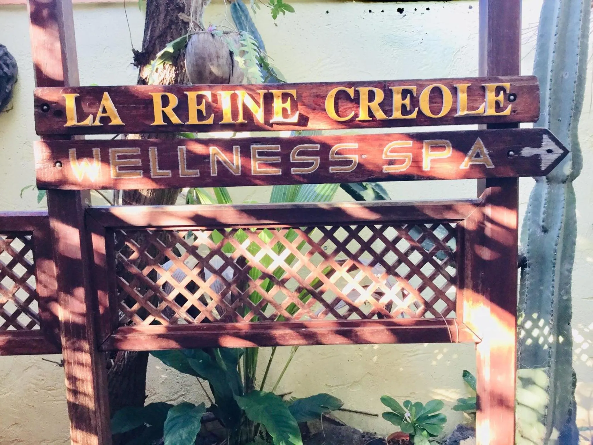 Property logo or sign in La Reine Creole