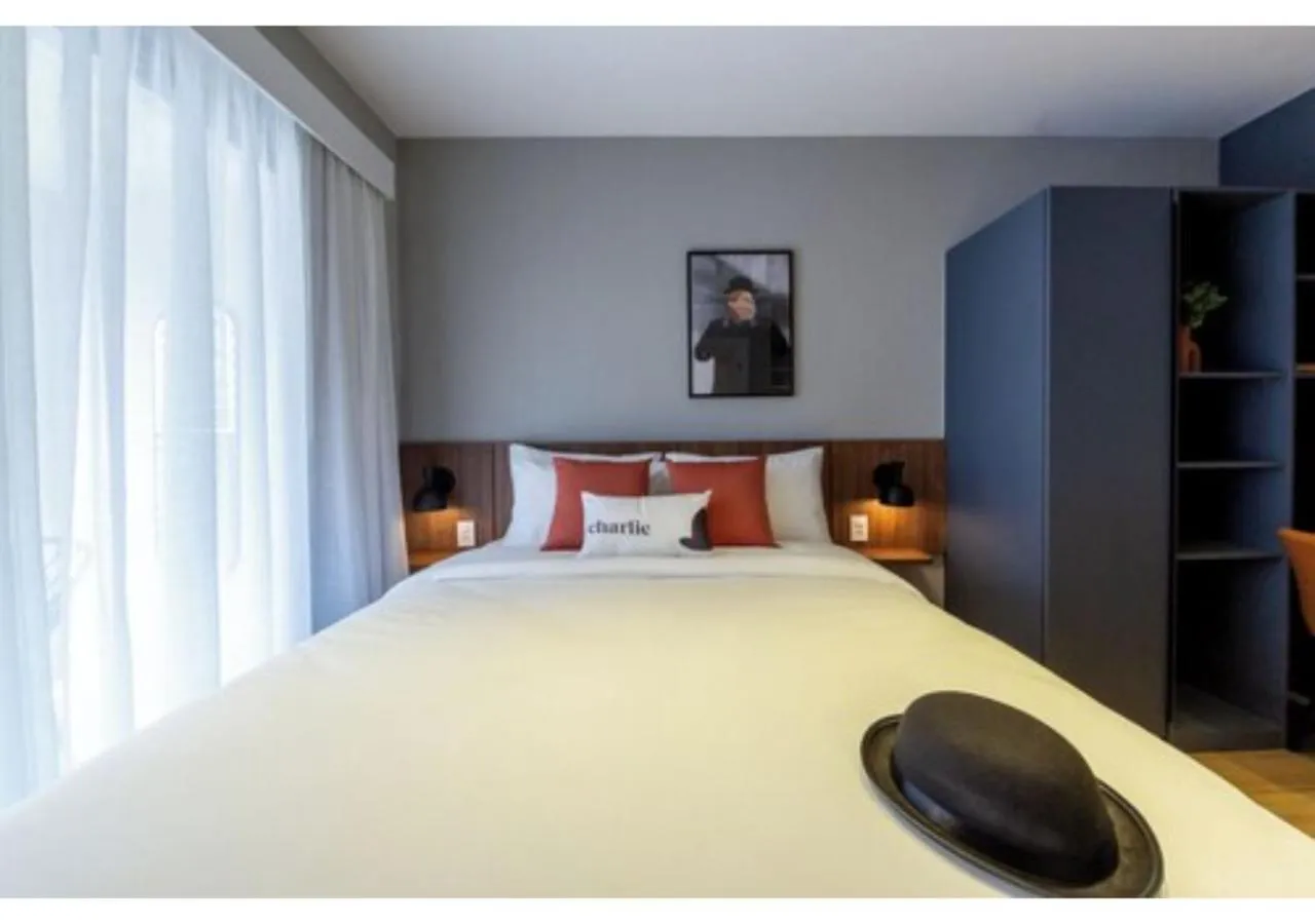 Bed in House of Charlie Paraiso