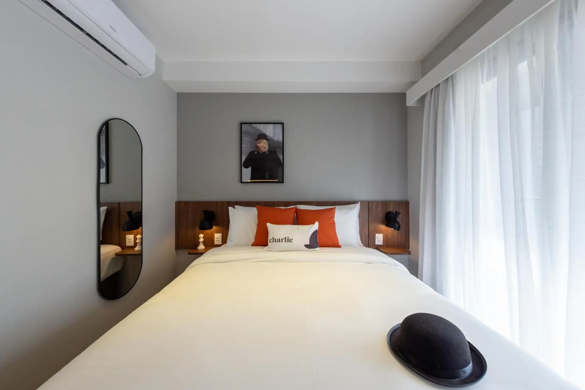 Bed in House of Charlie Paraiso