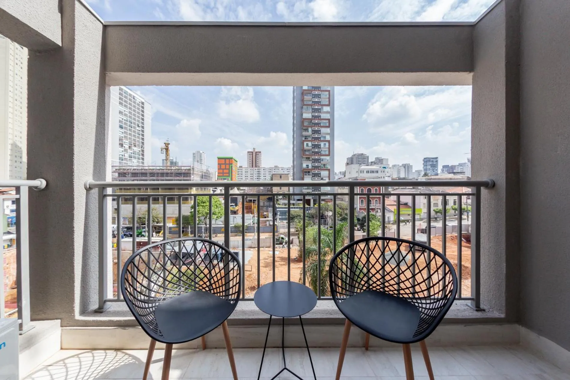 Day in House of Charlie Paraiso