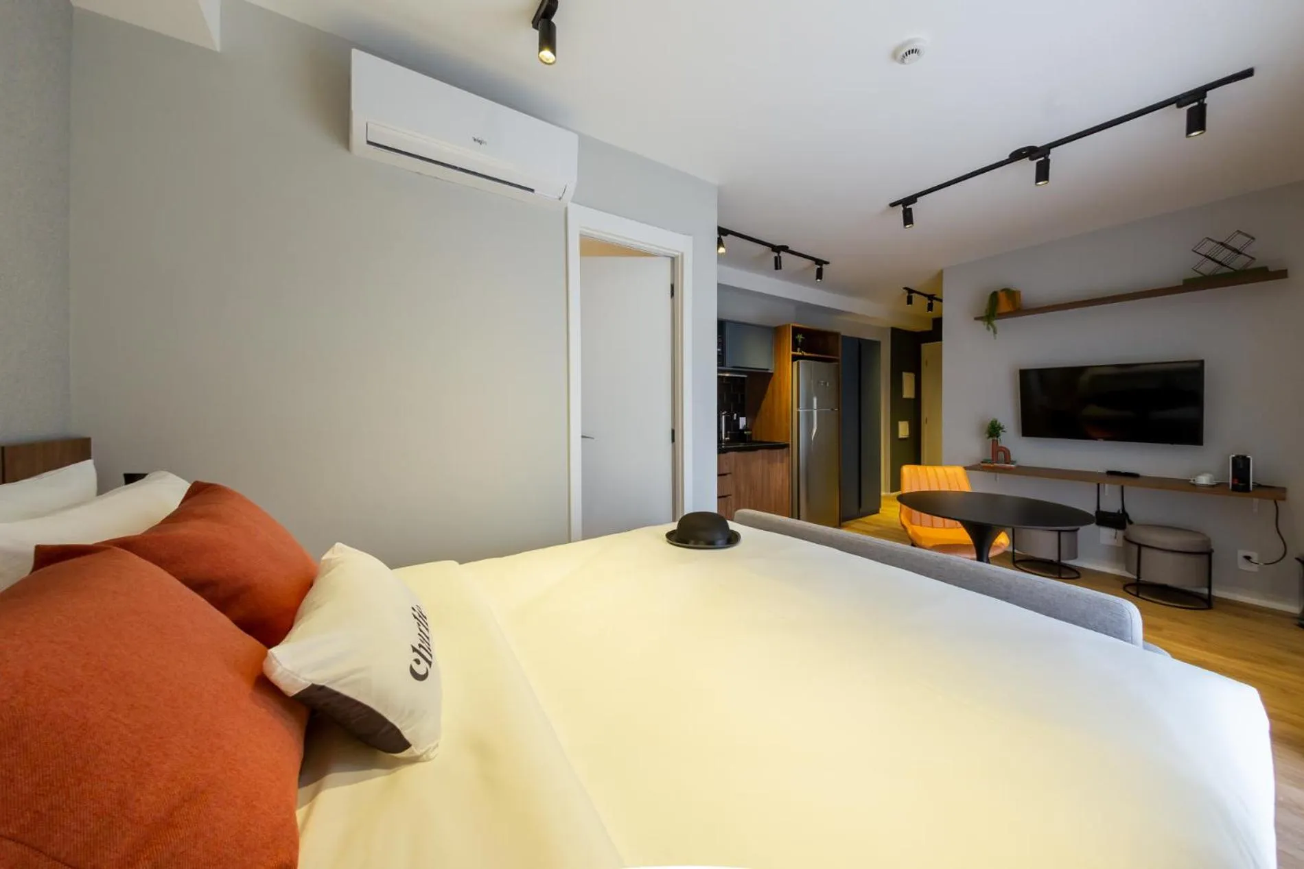 Bed in House of Charlie Paraiso