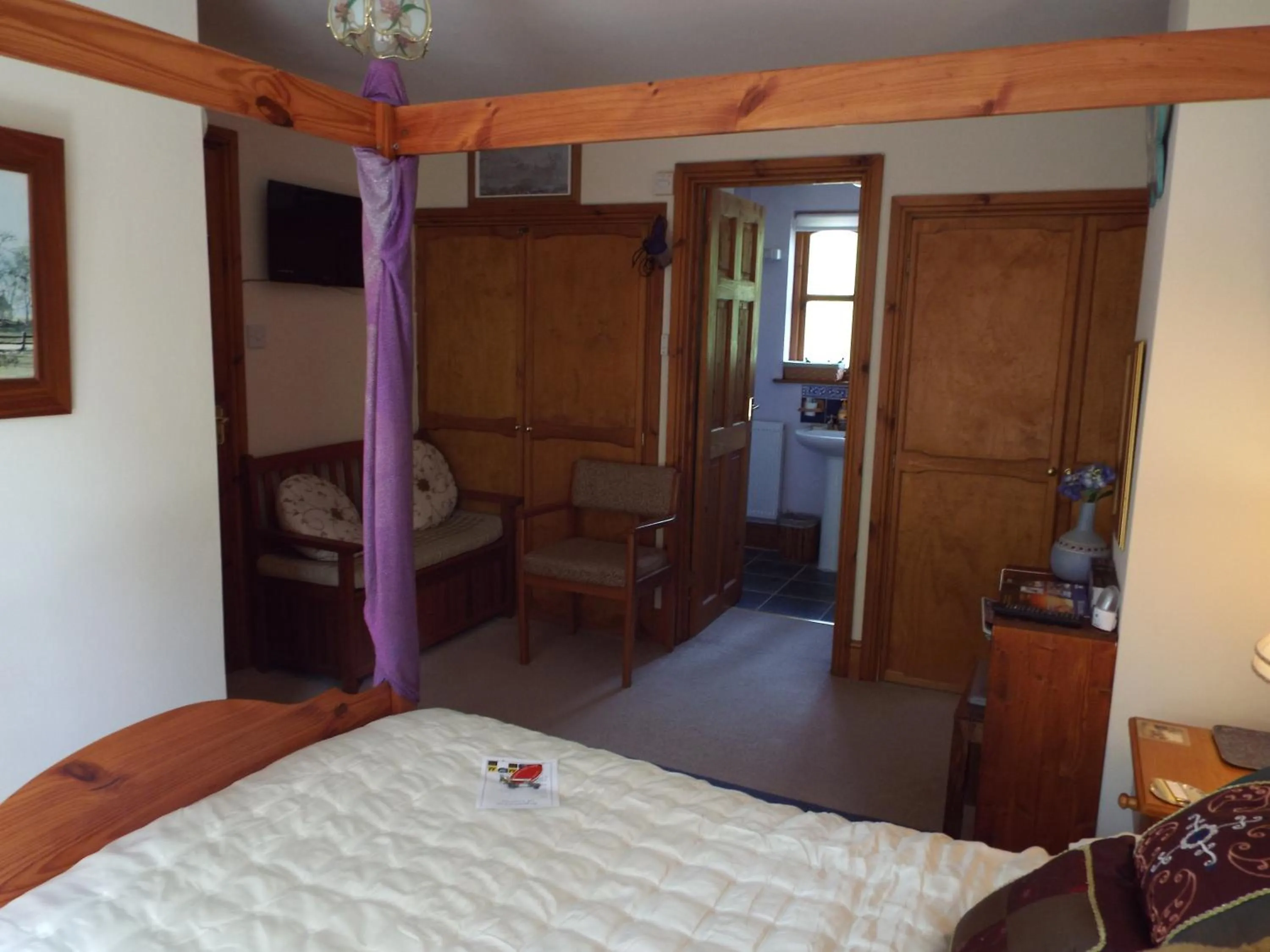 Decorative detail in Woodpeckers