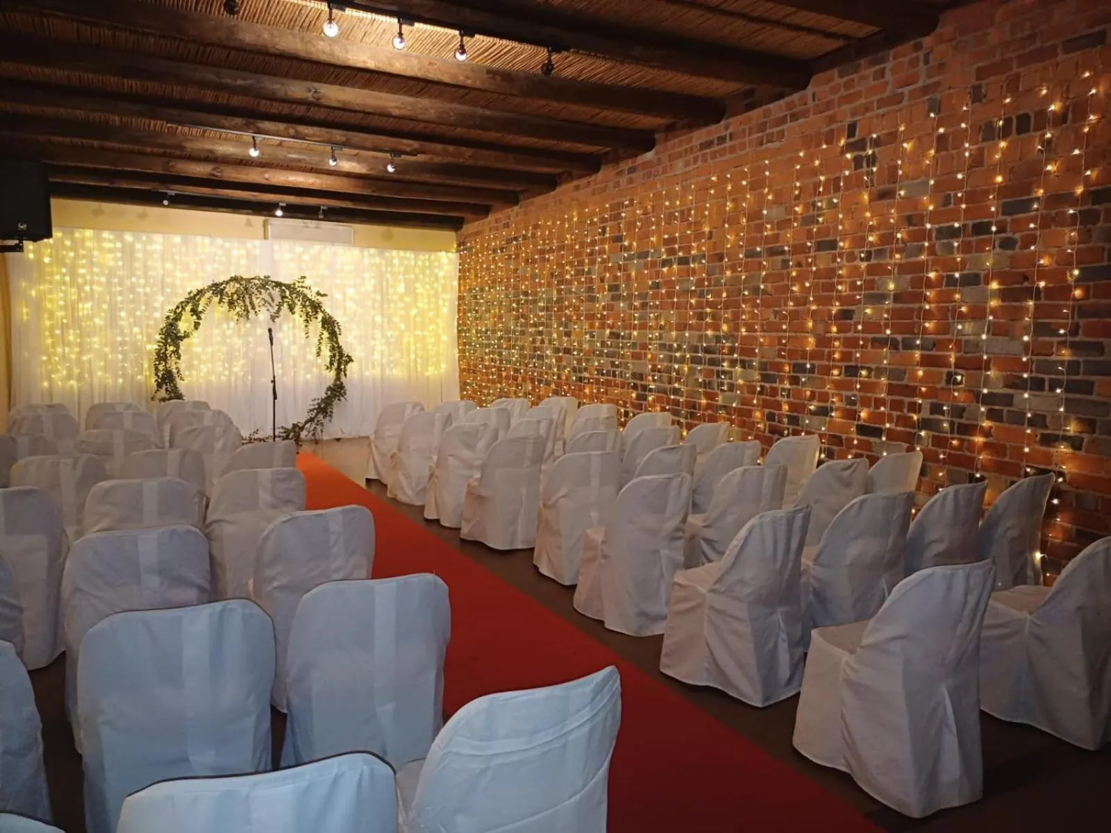 wedding in Ongegund Lodge
