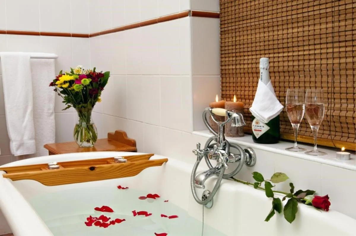 wedding in Ongegund Lodge