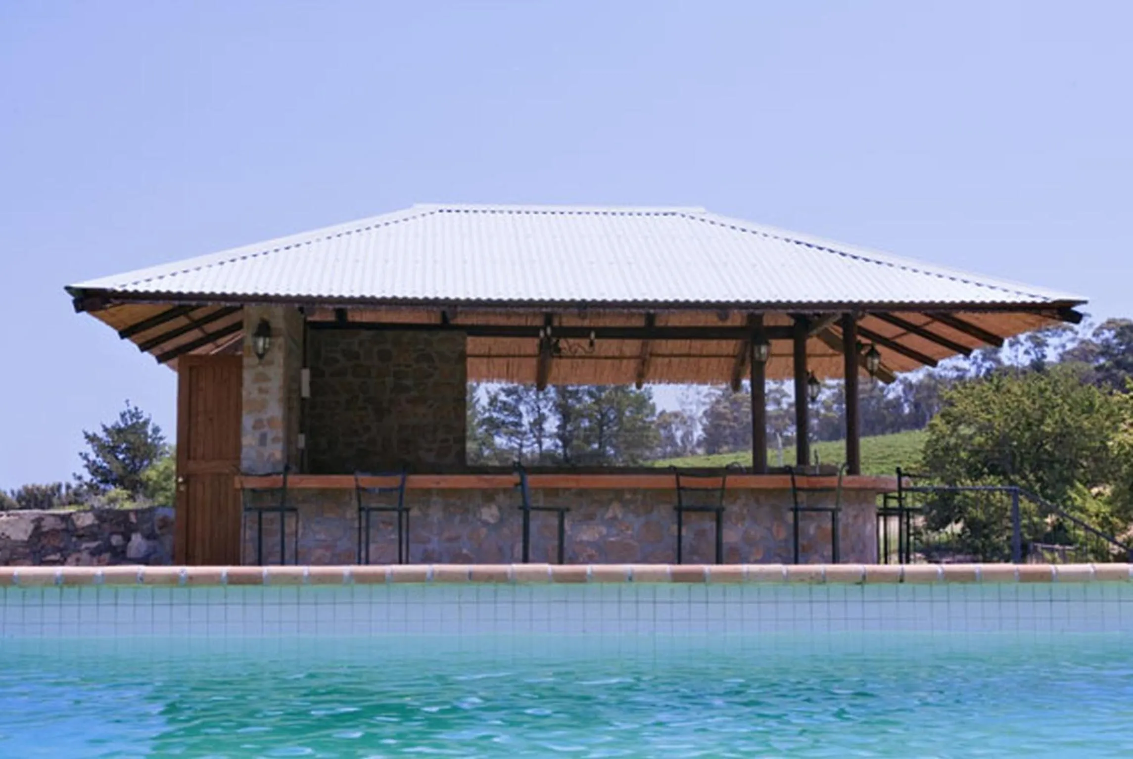 Drinks in Ongegund Lodge