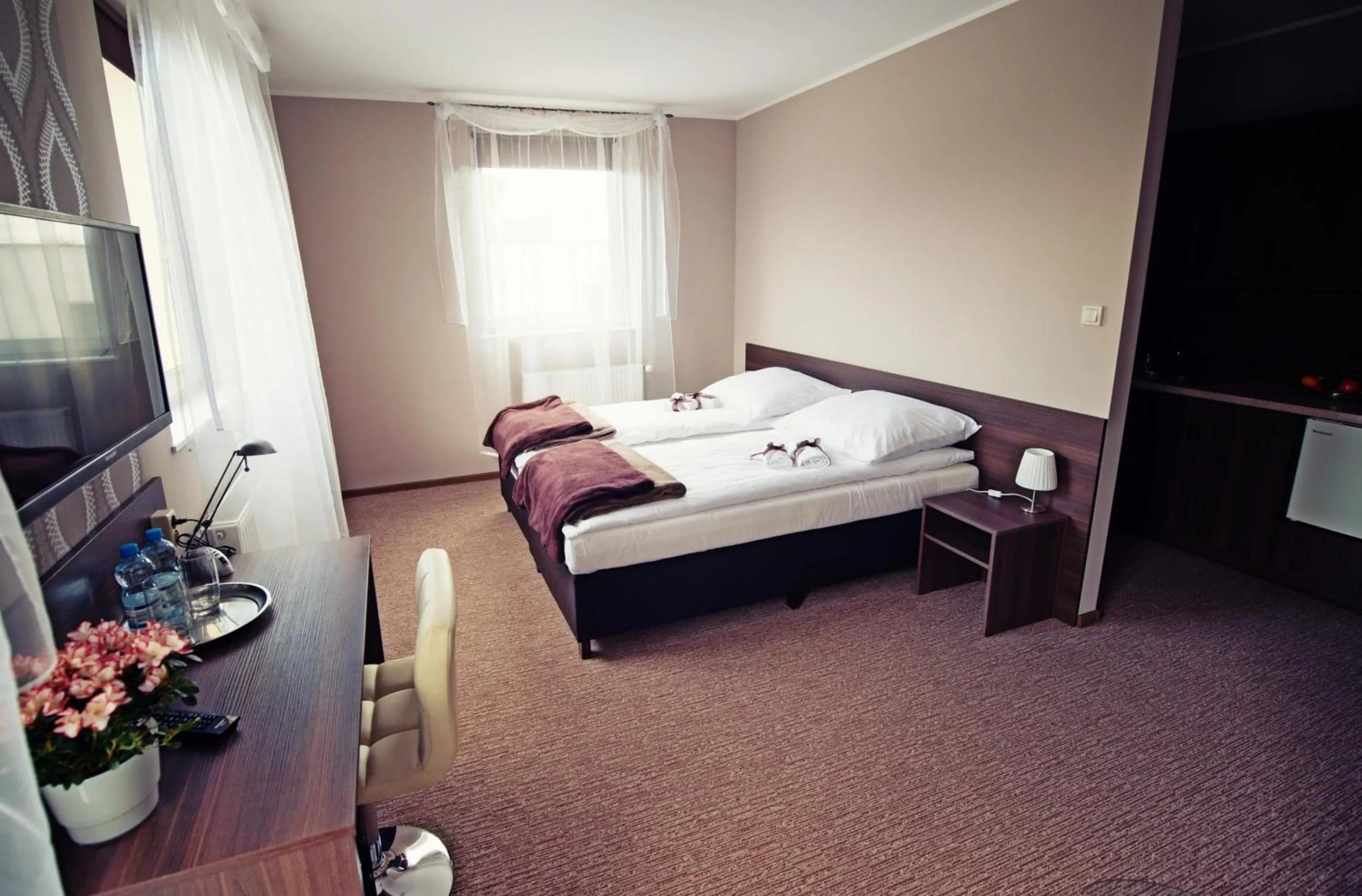 Bathroom, Bed in Makara