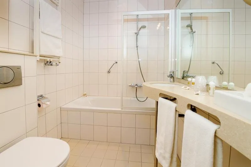 Shower in Boulevard Hotel Scheveningen