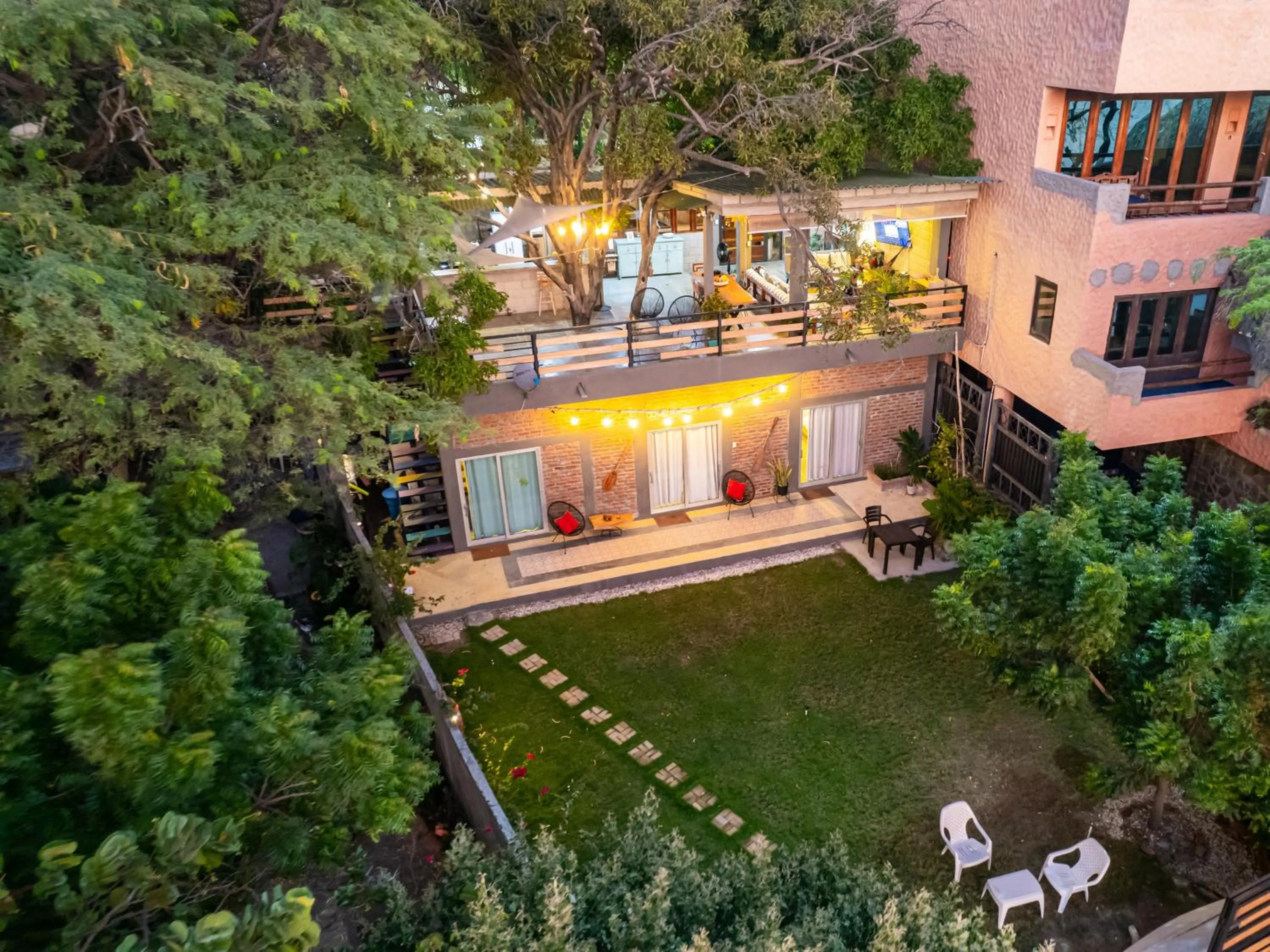 Property building in Casa Playa Puerto luz