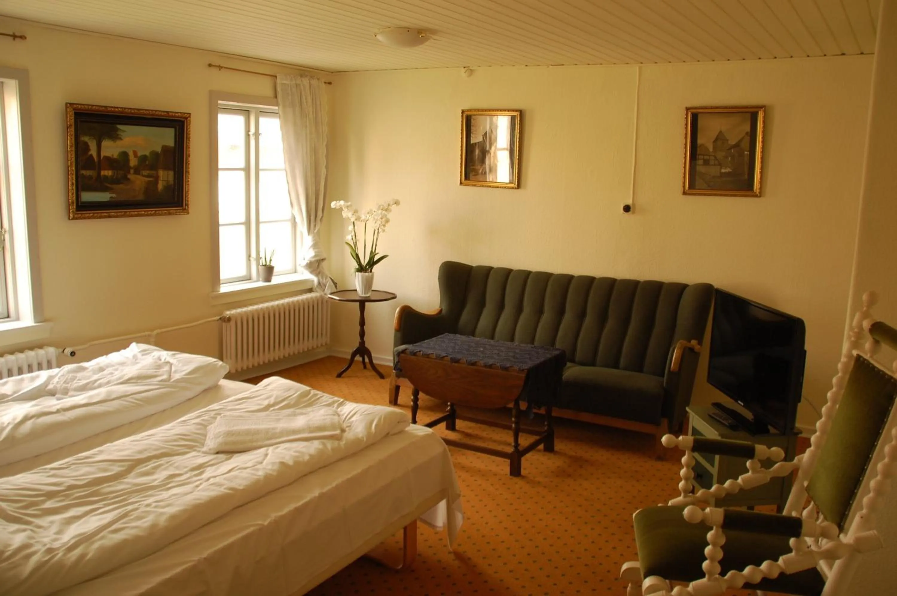 TV and multimedia, Bed in Hotel Ribe