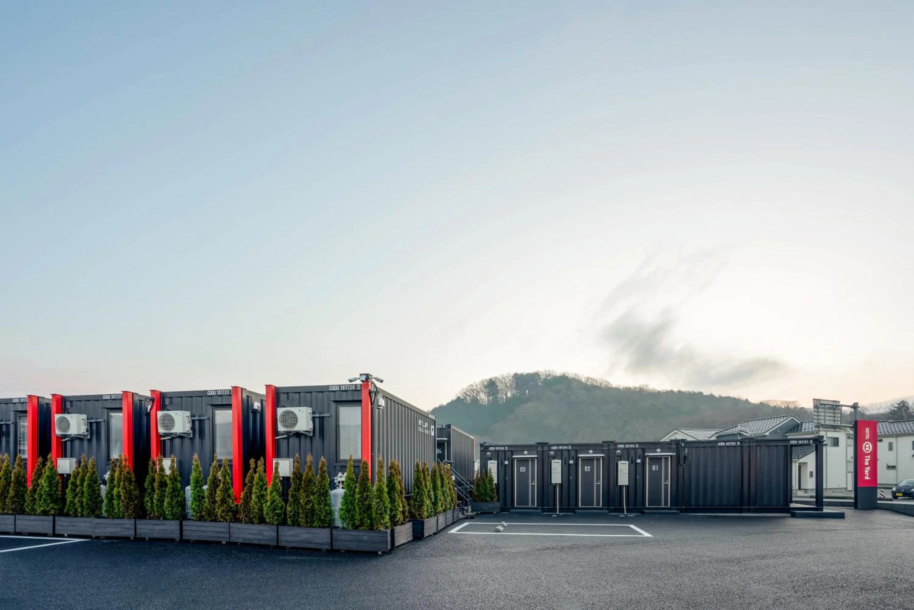 Property building in HOTEL R9 The Yard Kanumanishimoro