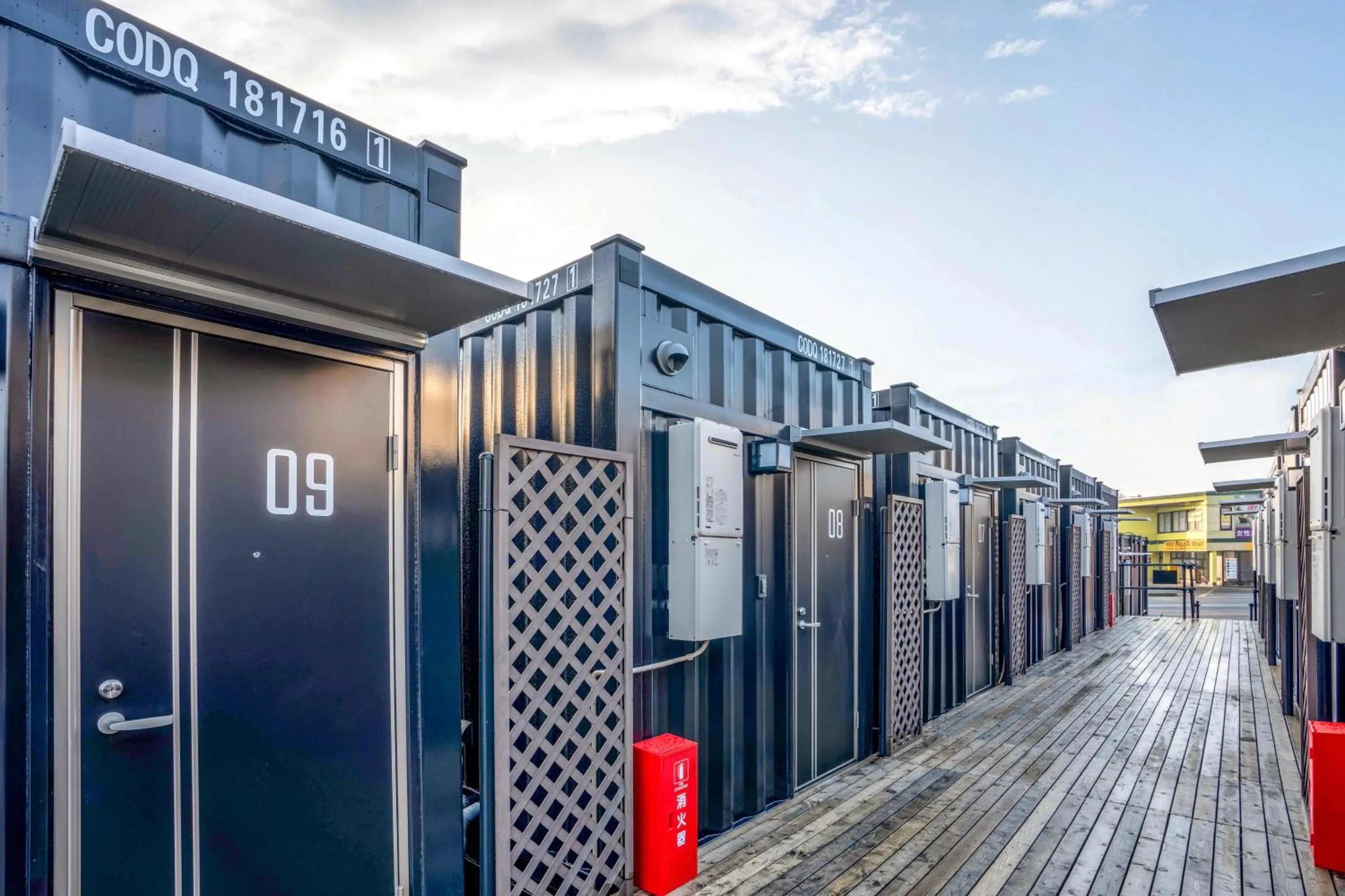 Property building in HOTEL R9 The Yard Kanumanishimoro