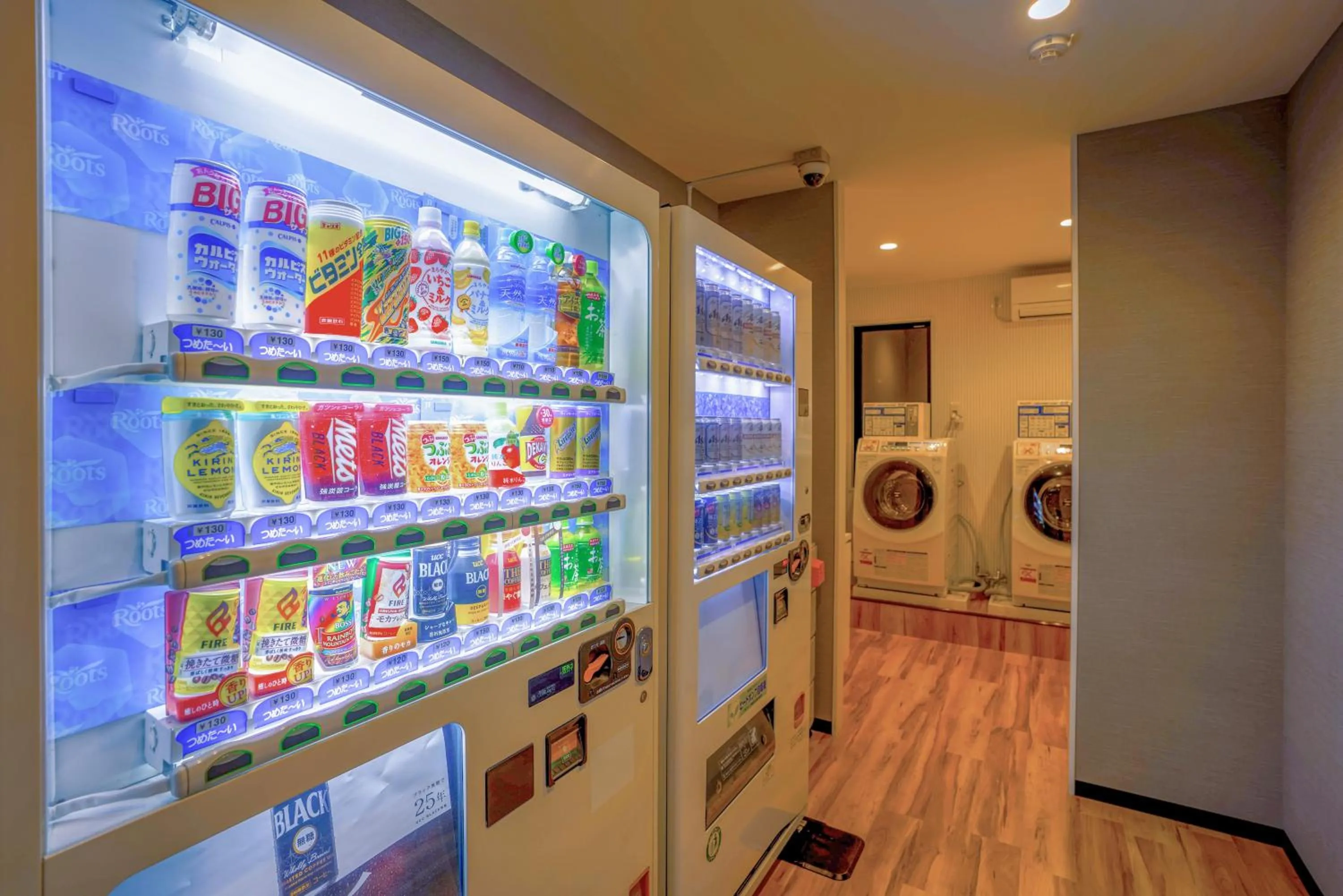 vending machine in HOTEL R9 The Yard Mokakumakura