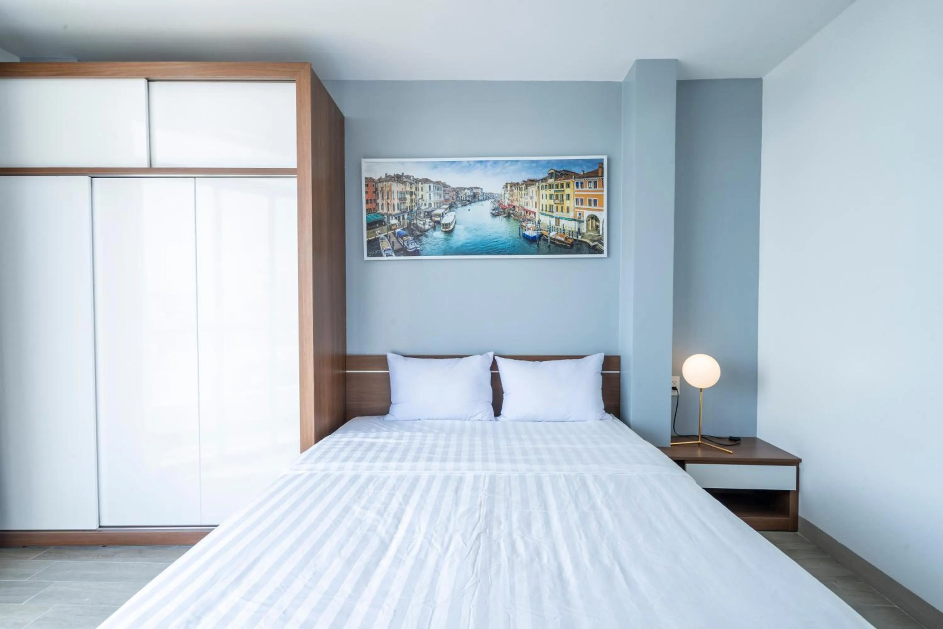 Bed in Hoàng Anh Hotel