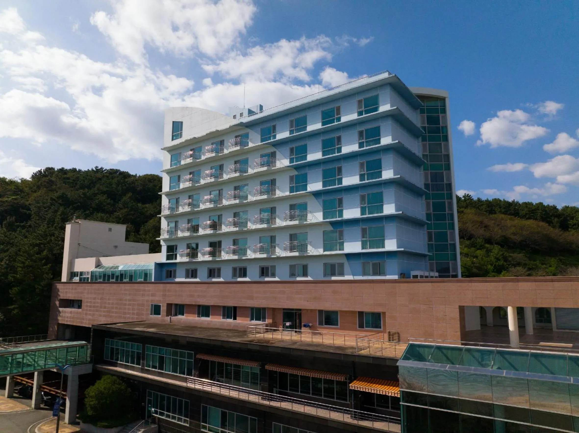 Property building in Namiltte Resort