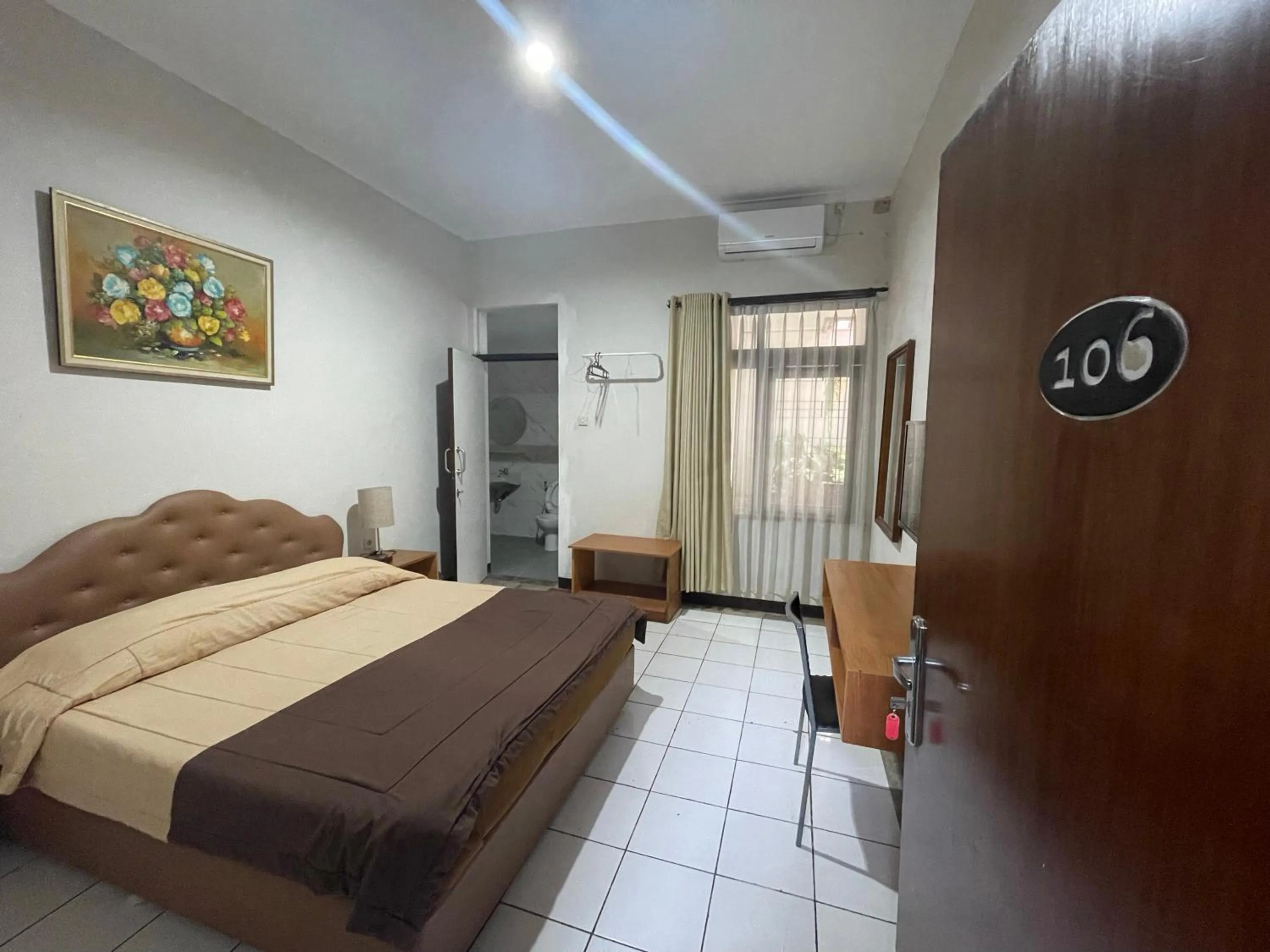 Bedroom in Hotel Gegerkalong Asri