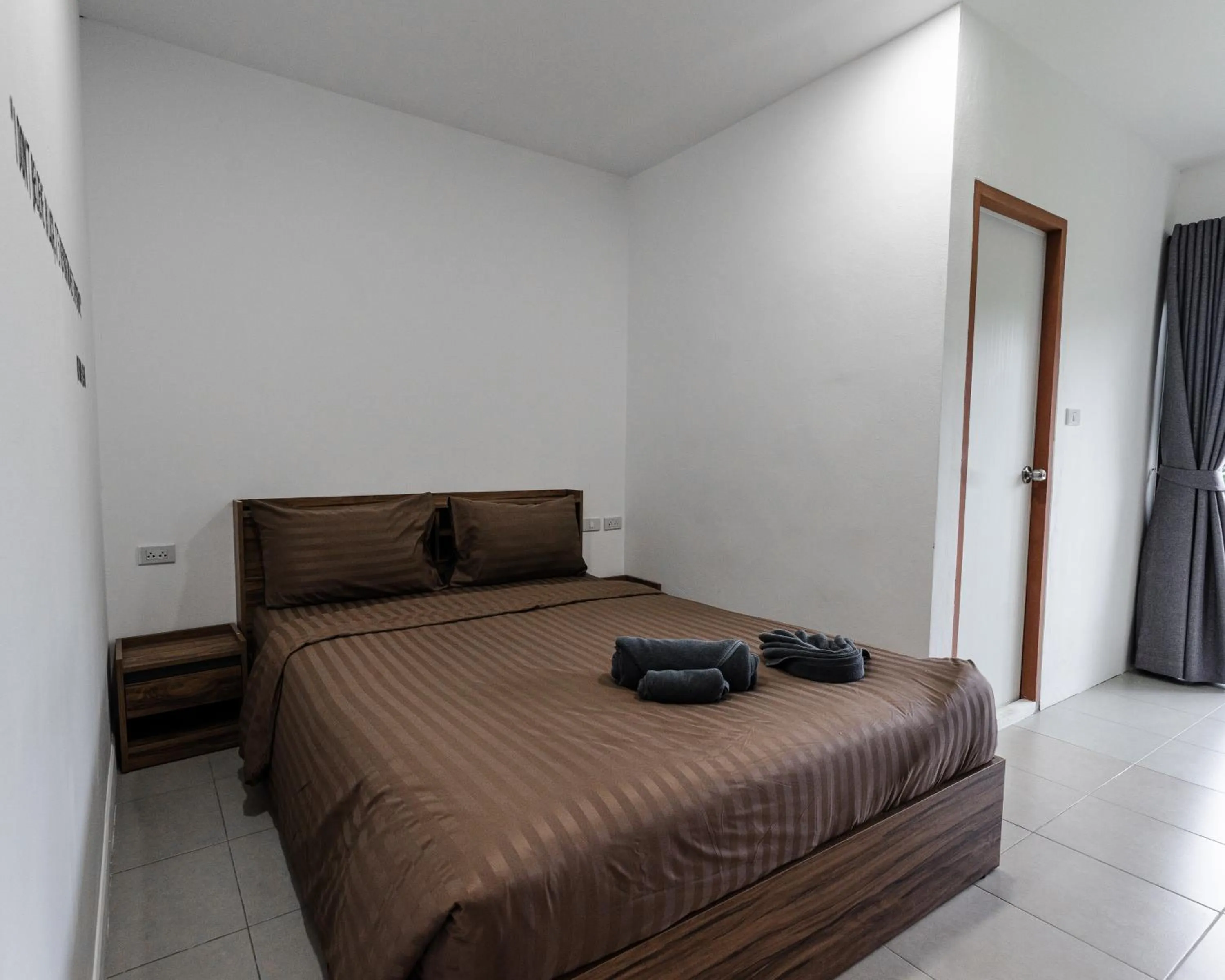 Bed in Apollo Hotel Chalong