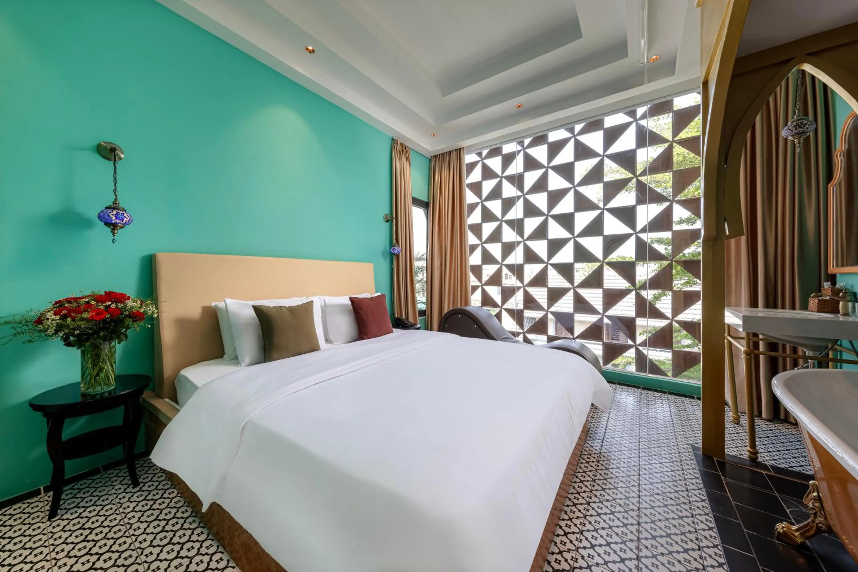 Bed in Secret Garden Hotel