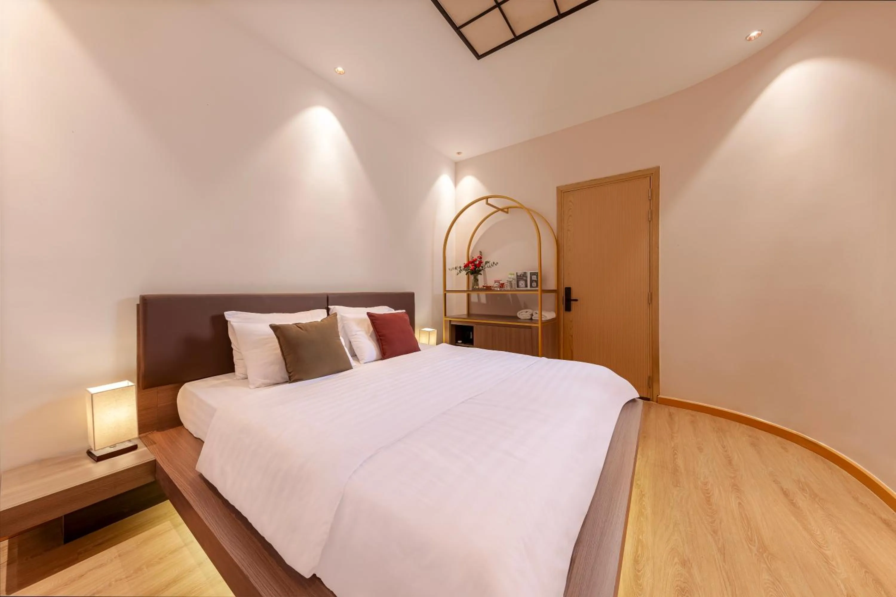 Bed in Secret Garden Hotel