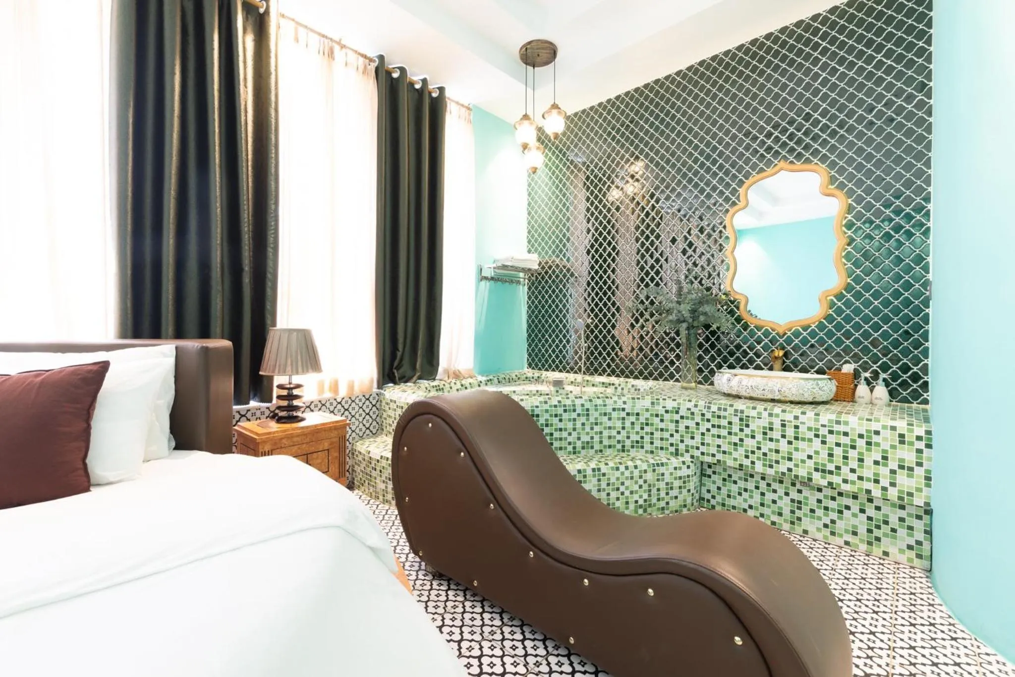 Bed in Secret Garden Hotel