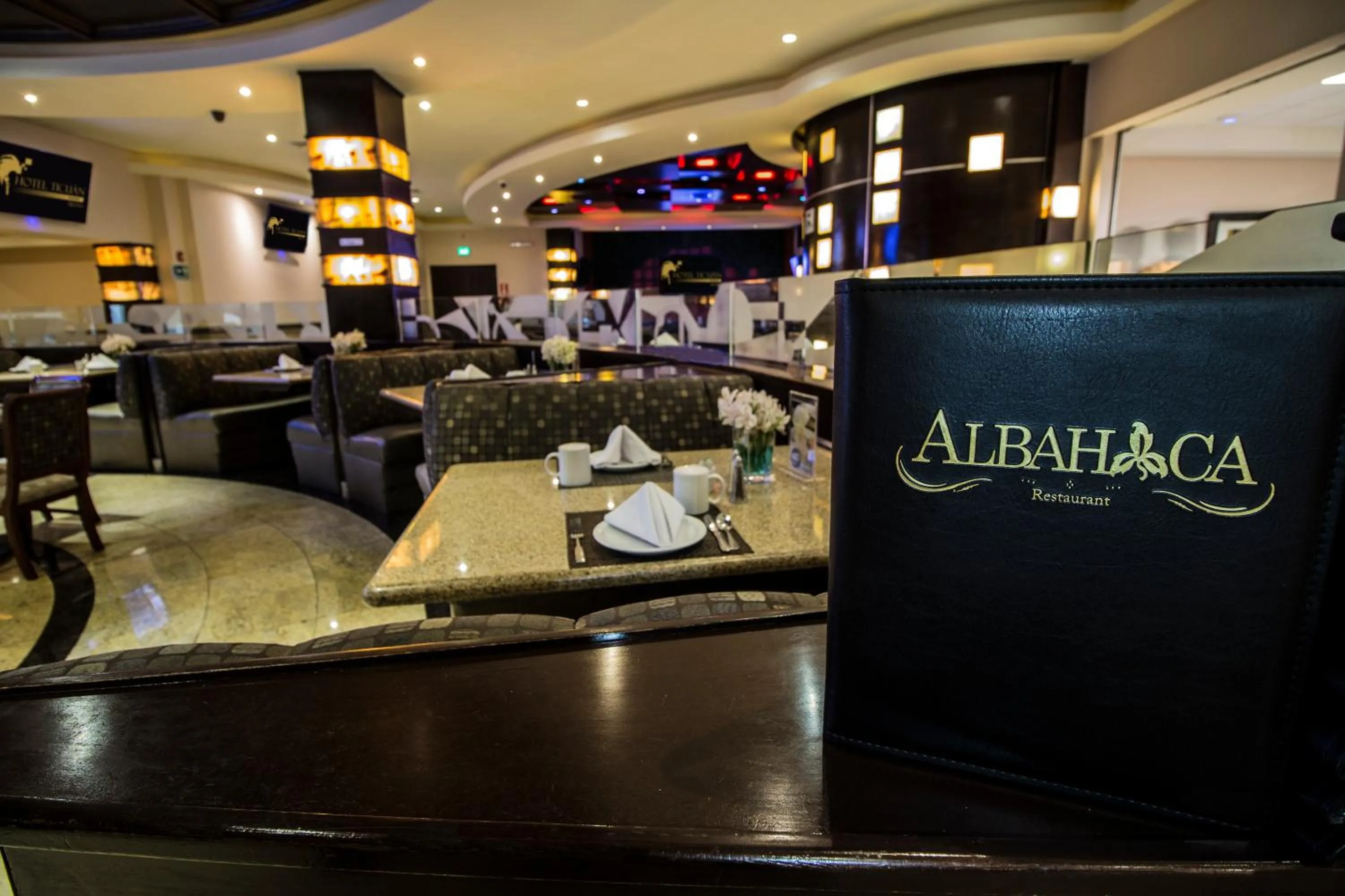 Restaurant/places to eat in Hotel Ticuán