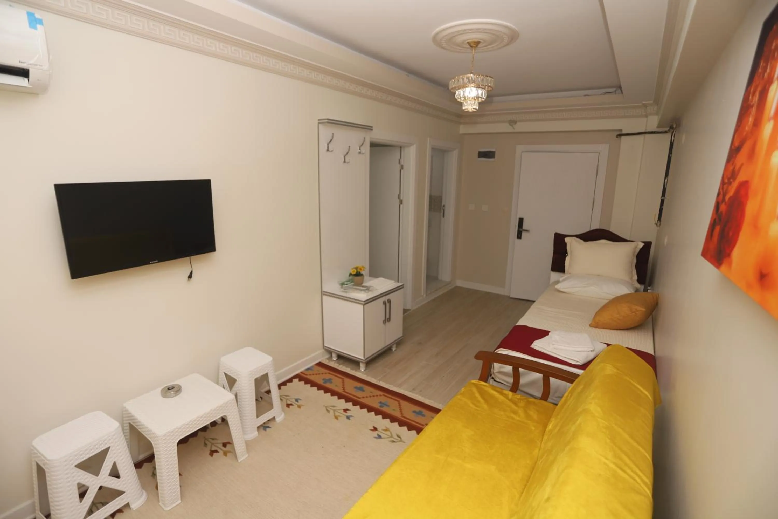 TV and multimedia in Altınkum Otel Karasu