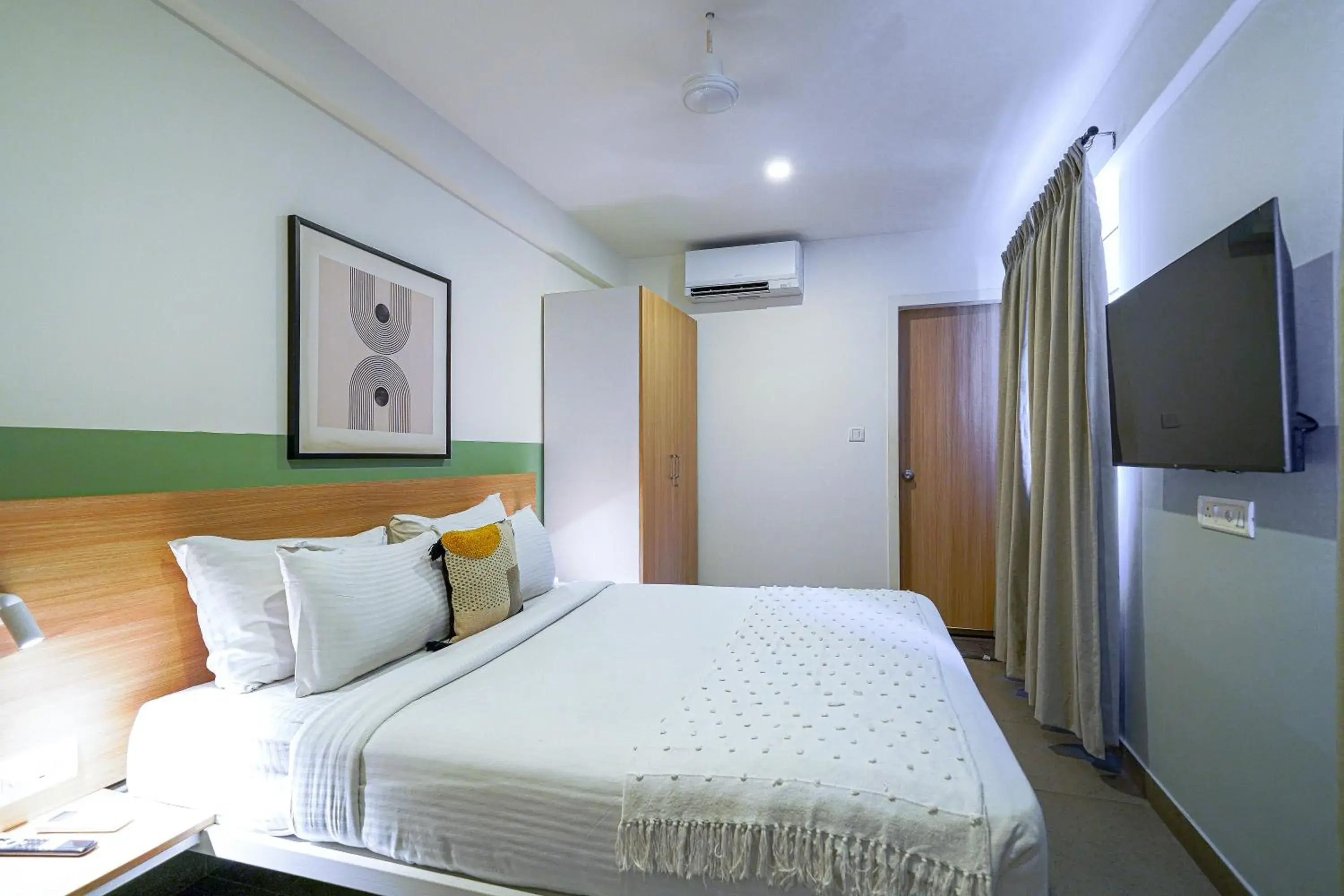 Standard Double Room in Olive Hotel JP Nagar by Embassy Group Standard Double Room in Olive Hotel JP Nagar by Embassy Group