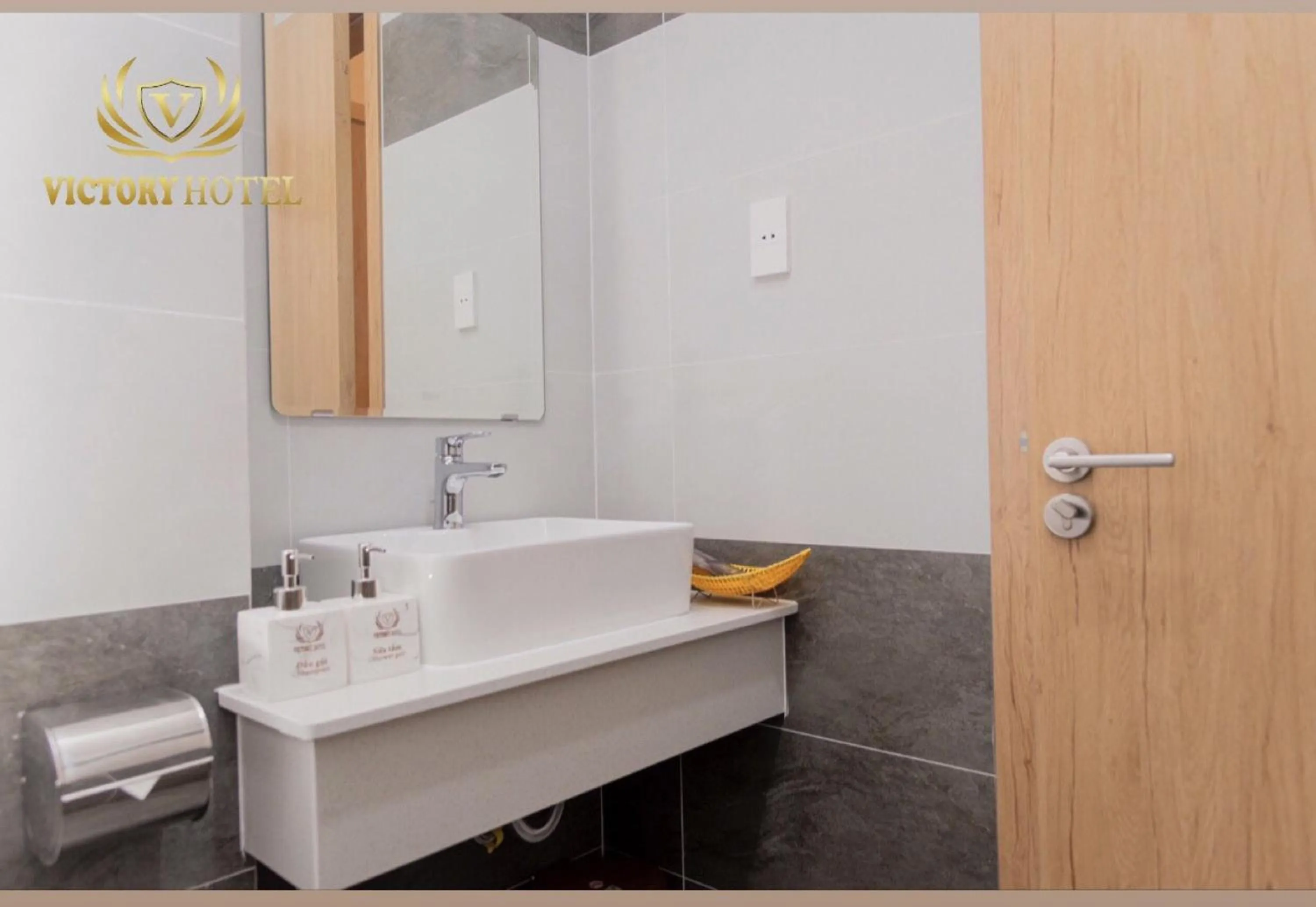 Toilet in OYO 1192 Victory Hotel Dien Ban