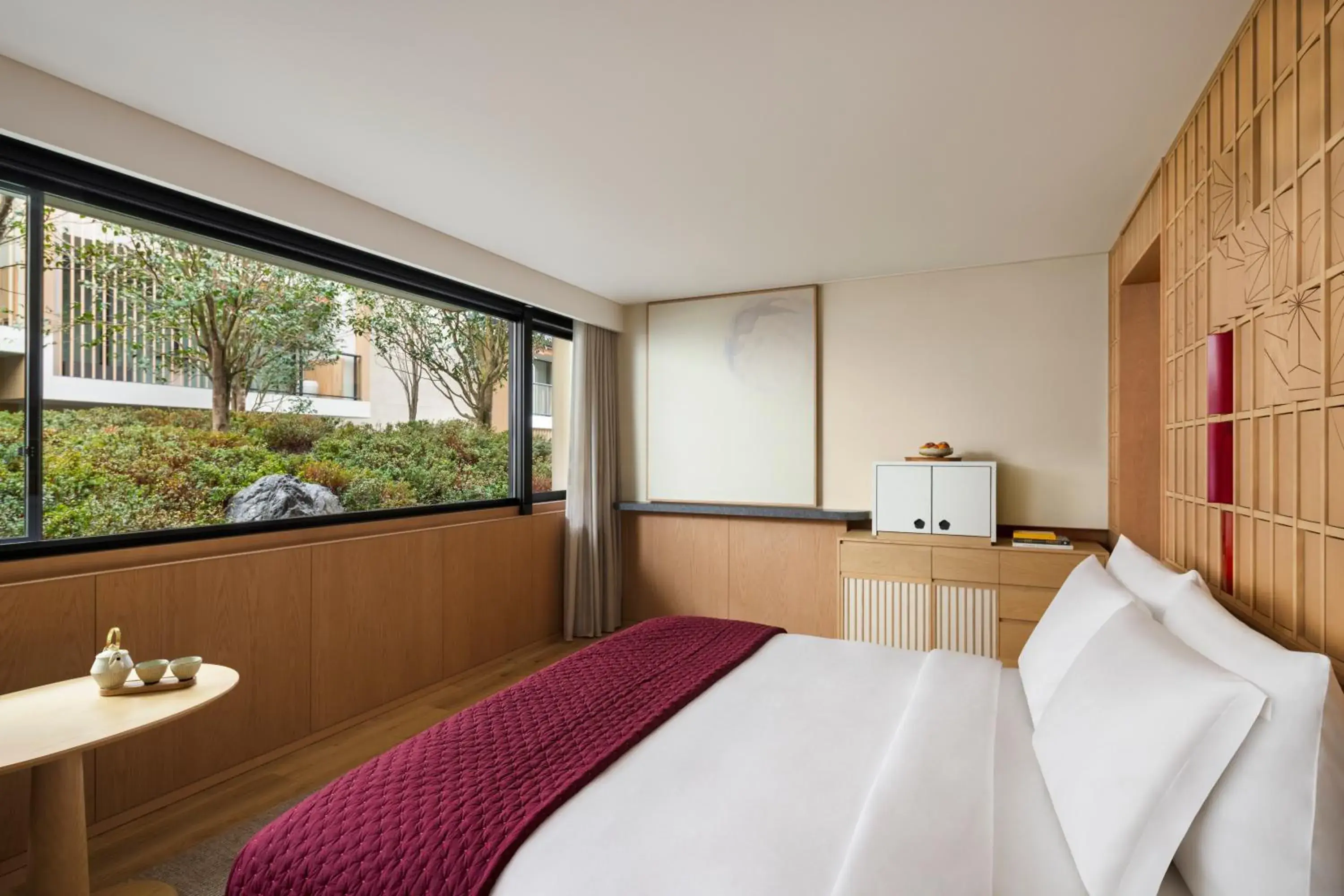 Superior King Room in Six Senses Kyoto Superior King Room in Six Senses Kyoto