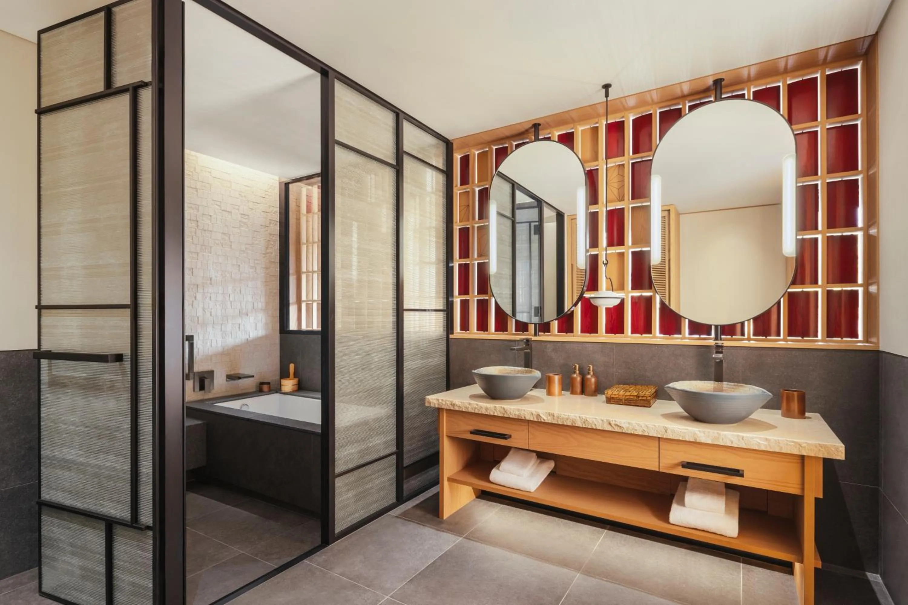 Hot Tub, Bed in Six Senses Kyoto