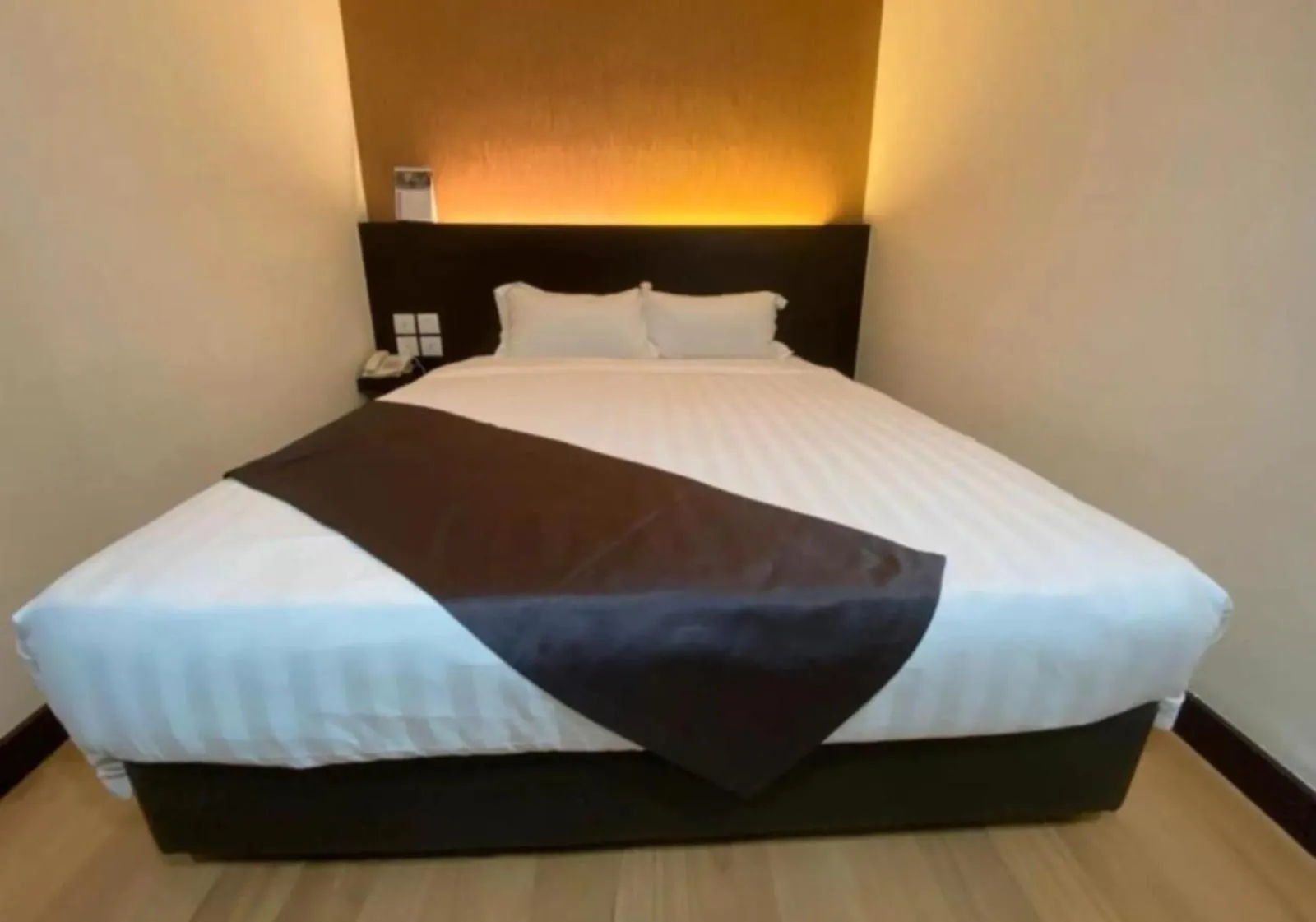 Bedroom in Hotel EzzyHome Kebun Teh