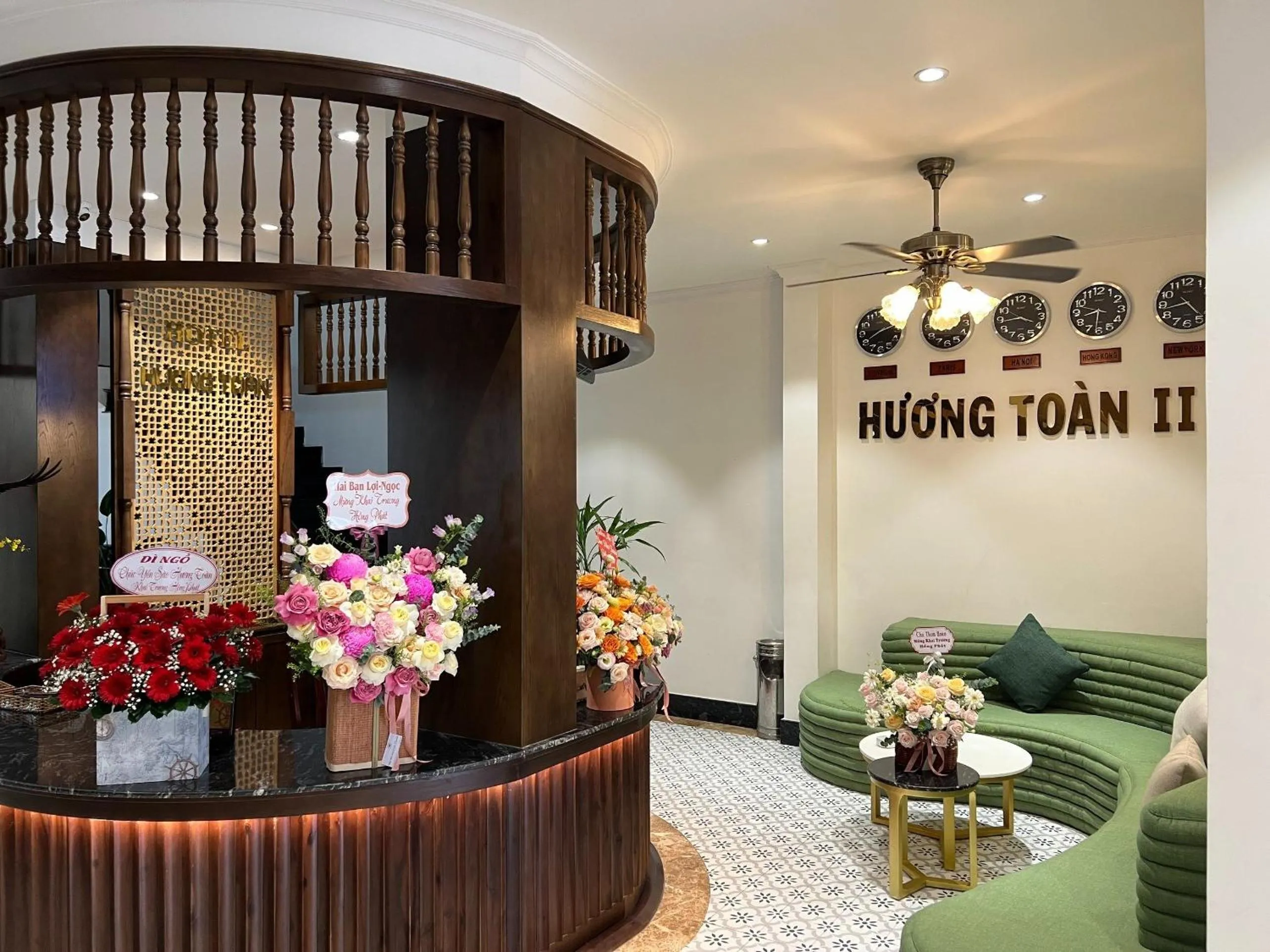 Lobby or reception in Hương Toàn 2 Hotel